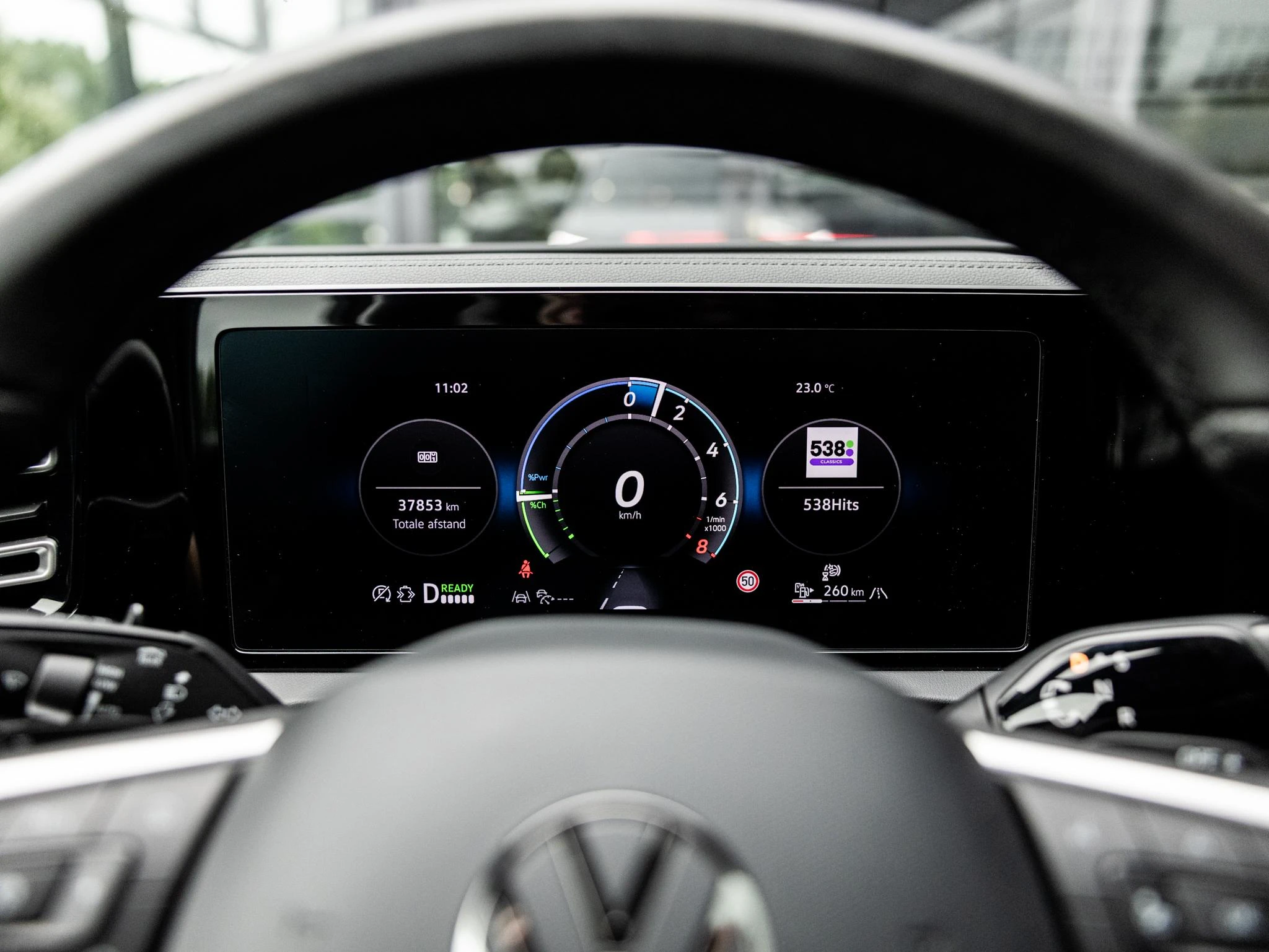 Volkswagen-Tiguan-image-40