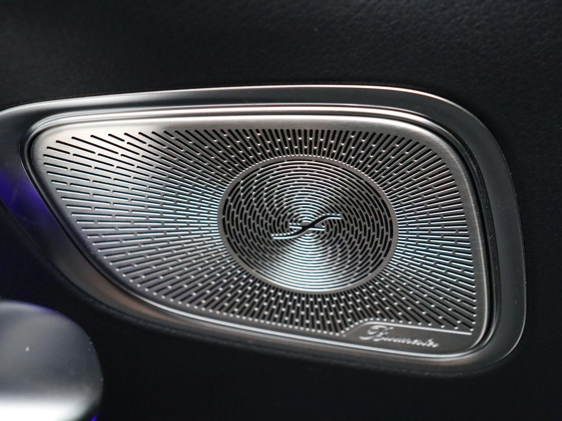 Mercedes-Benz-GLC-image-9