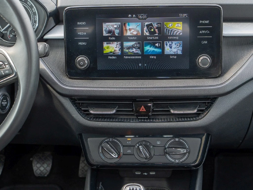 Škoda Fabia 1.0 TSI Selection LED, SmartLink