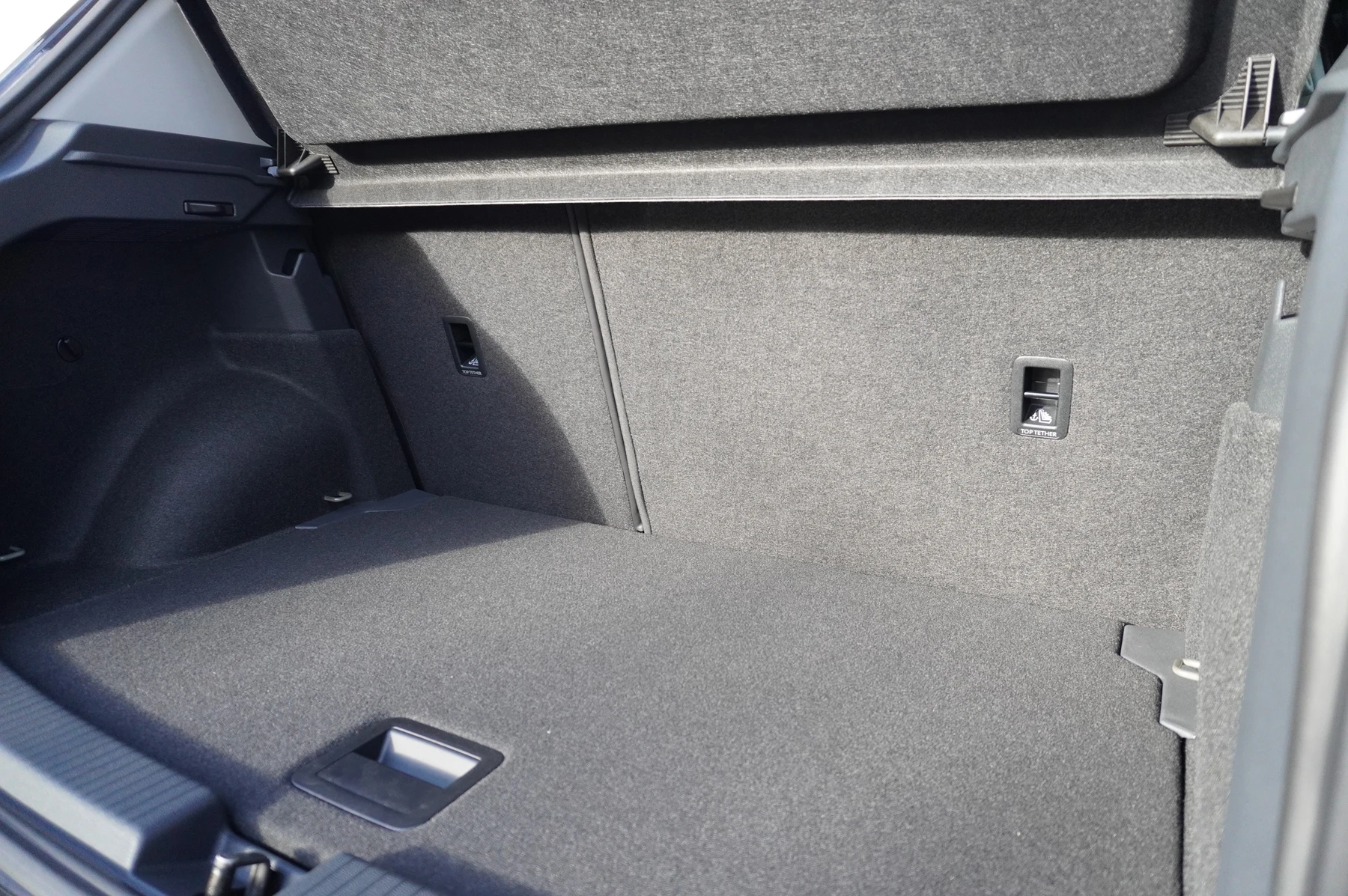Volkswagen-T-Cross-image-11