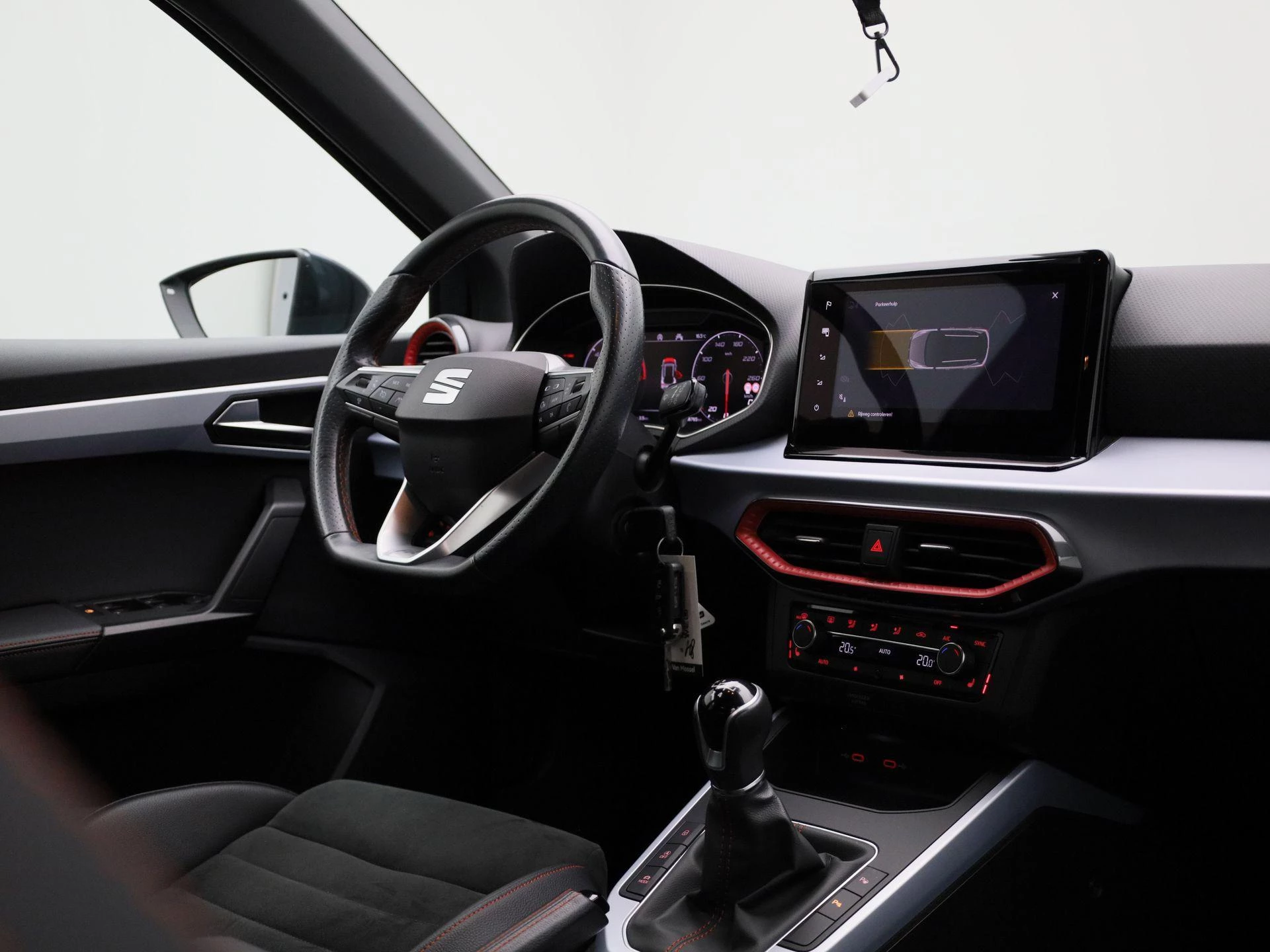 SEAT Arona 1.0 TSI FR Business Intense