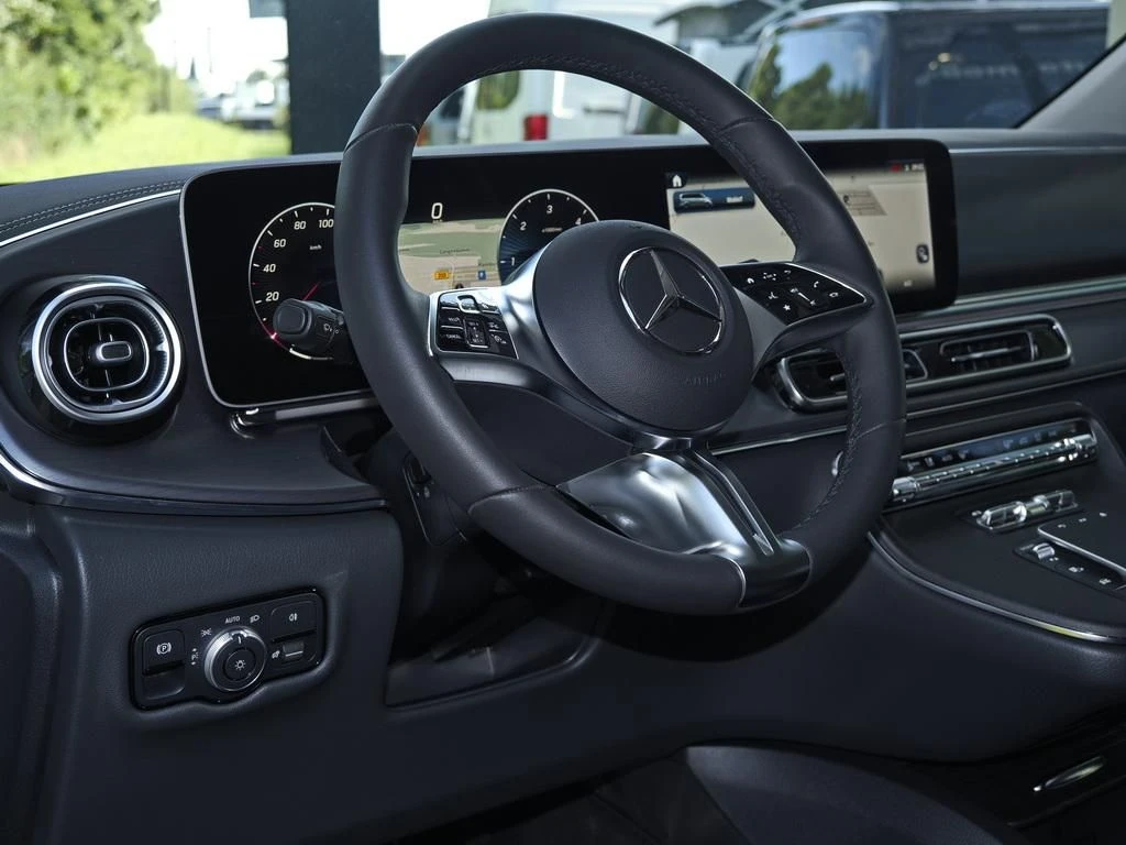 Mercedes-Benz-V-Klasse 220 d-image-7