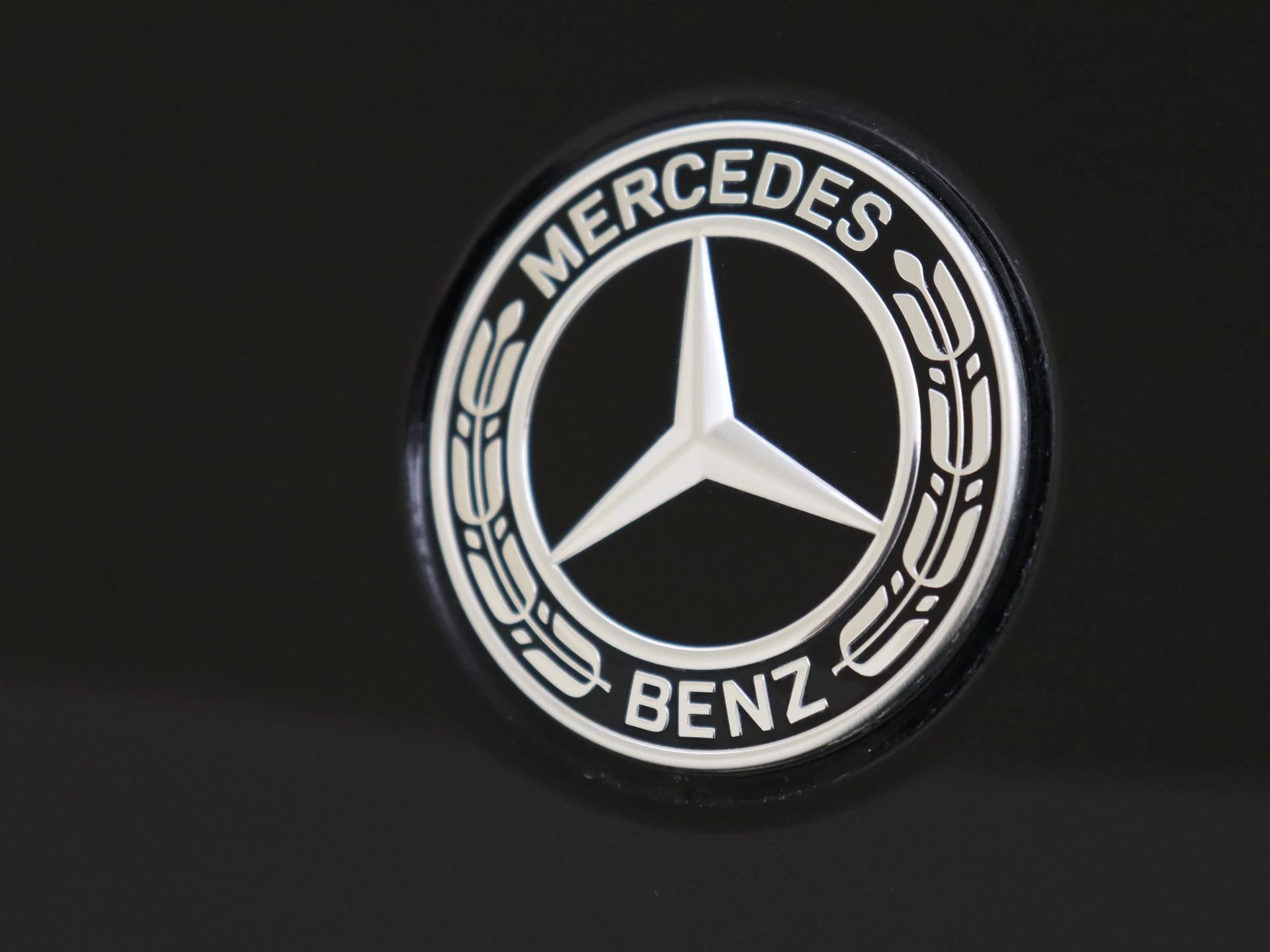 Mercedes-Benz-GLB-image-28