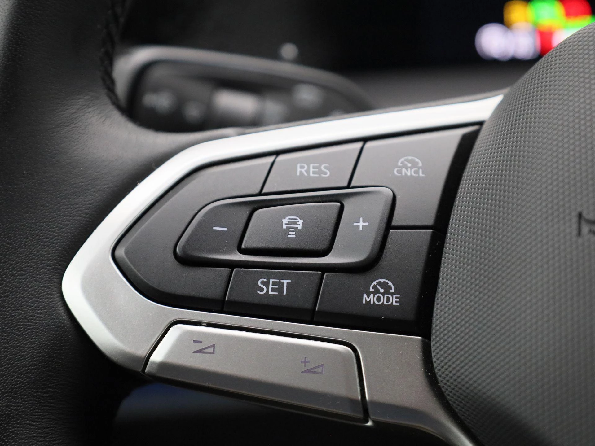 Volkswagen Tayron 1.5 eHybrid Life Edition 204 PK|