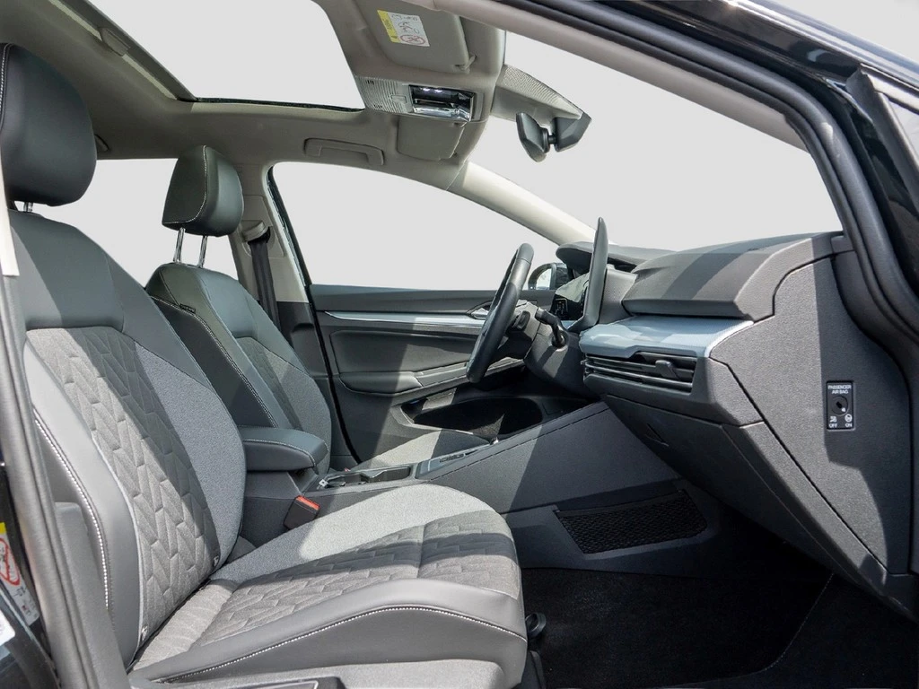 Volkswagen-Golf-image-6