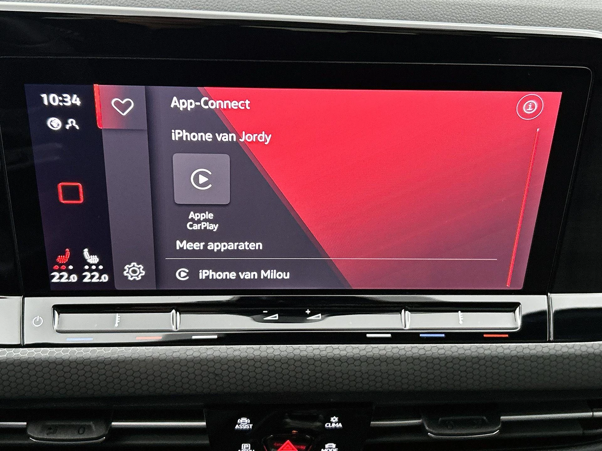 Volkswagen-Golf-image-17