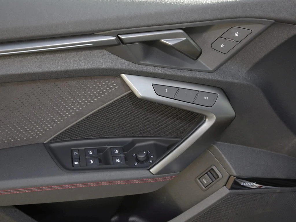 Audi-RS3-image-17