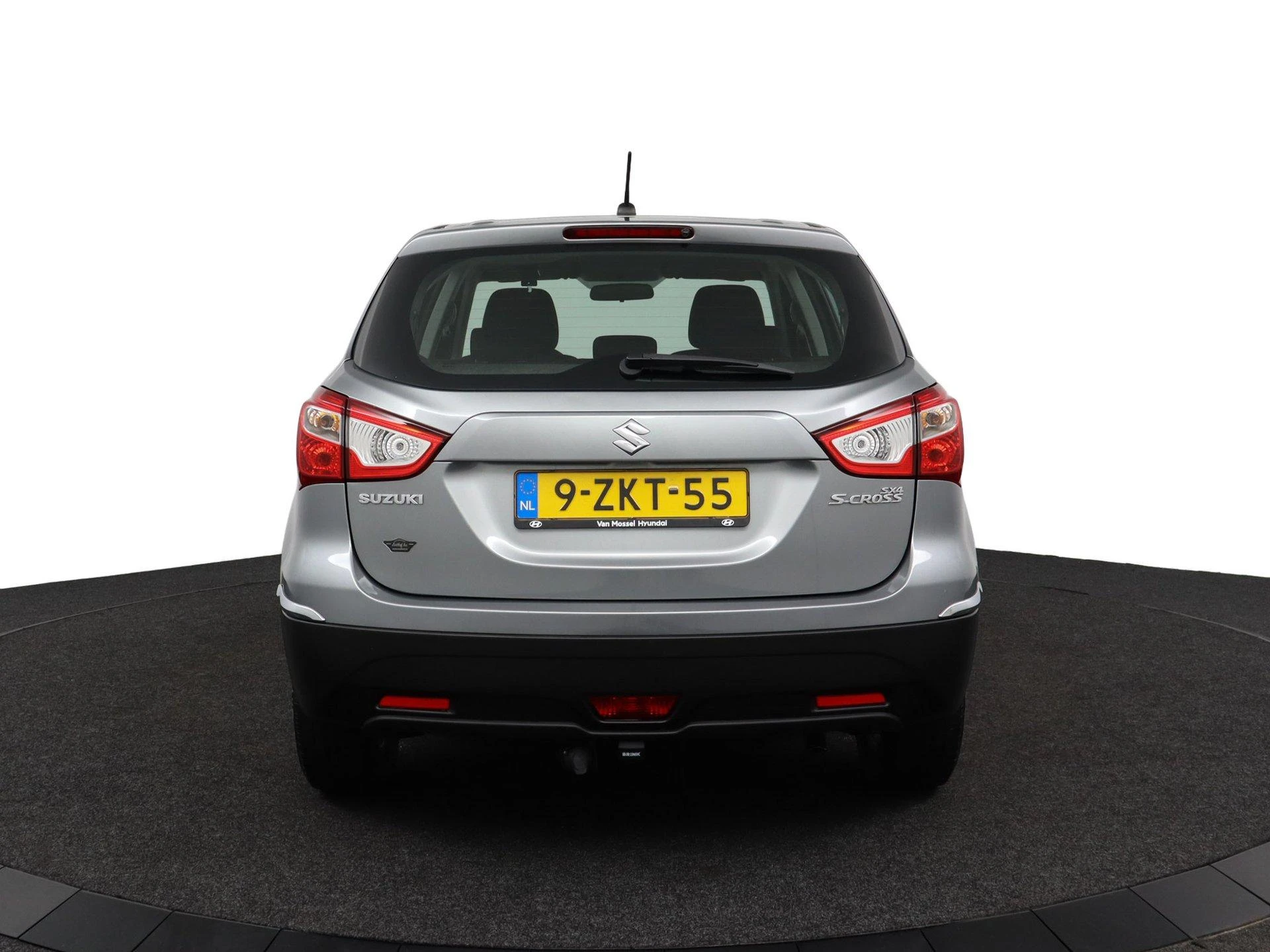 Suzuki-S-Cross-image-52