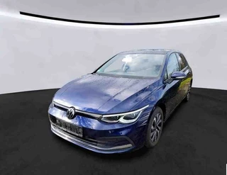 Volkswagen Golf 1.5 eTSI DSG Active Pano., IQ.Light, RFK, ACC, Navi., App-Con.,