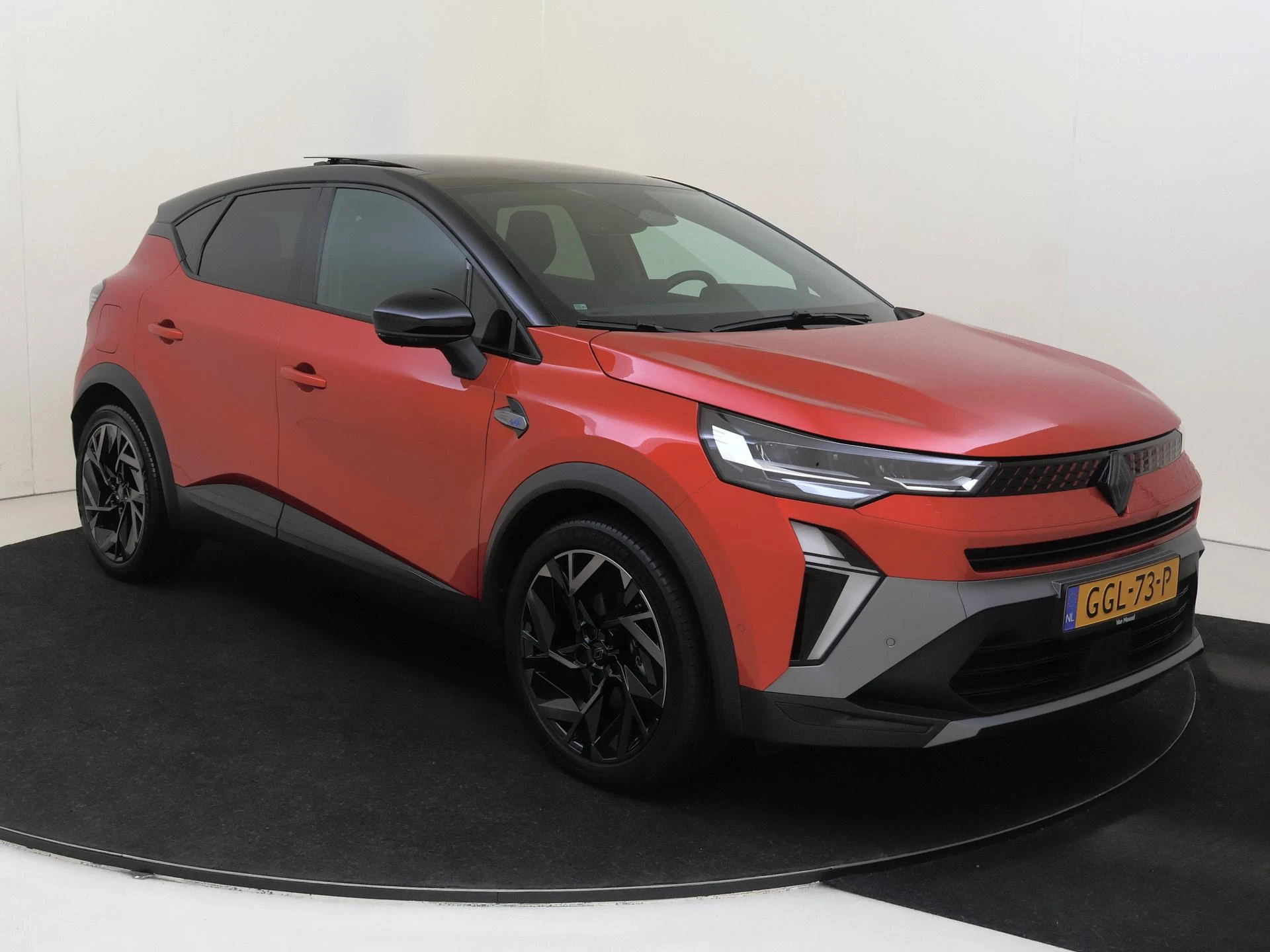 Renault-Captur-image-1