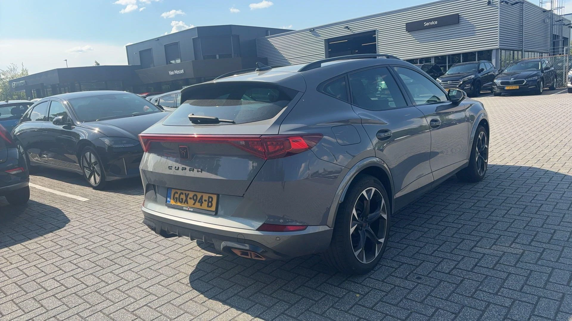 CUPRA Formentor 1.4 e-Hybrid Business 204 PK