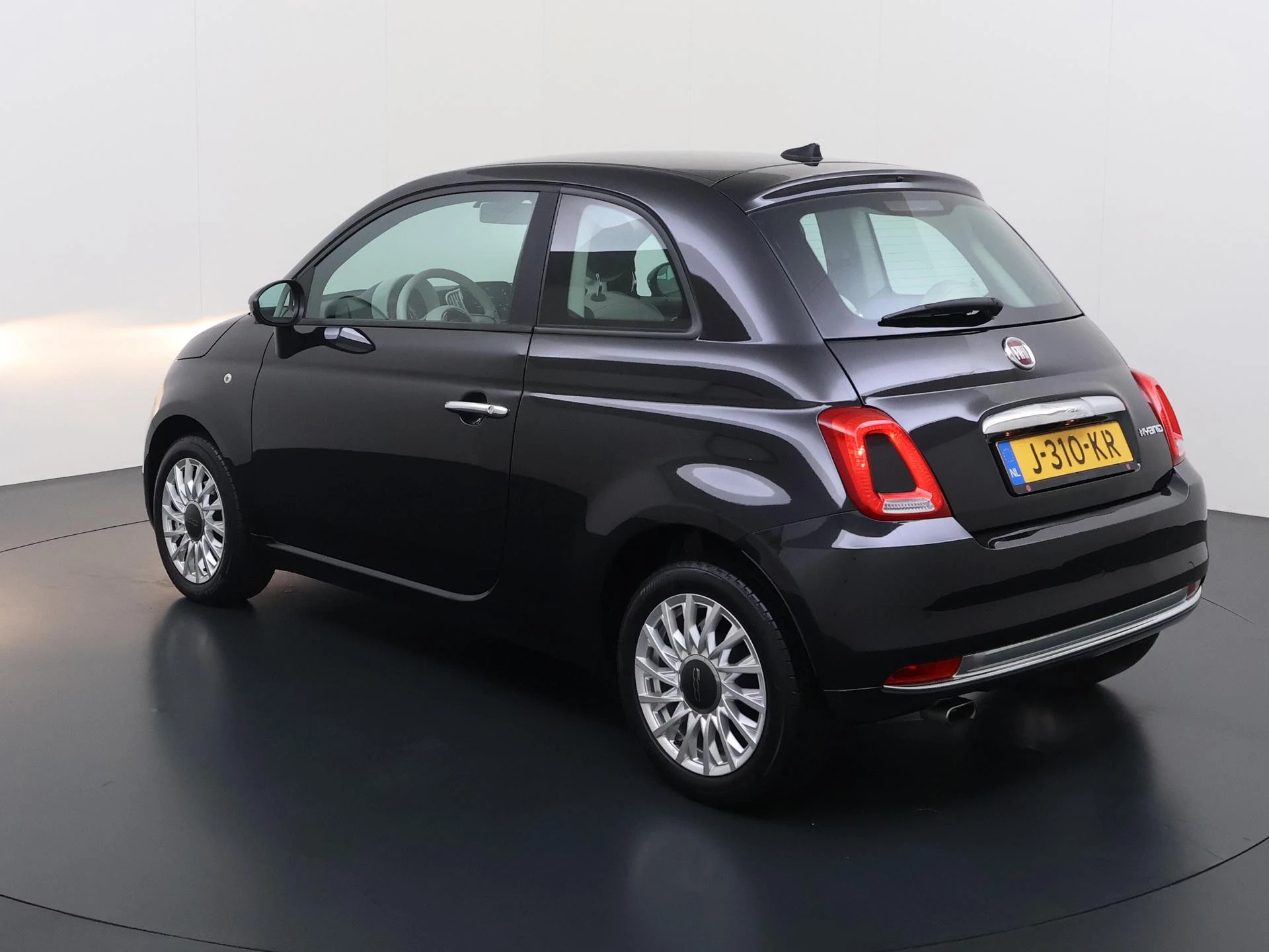 Fiat-500-image-1