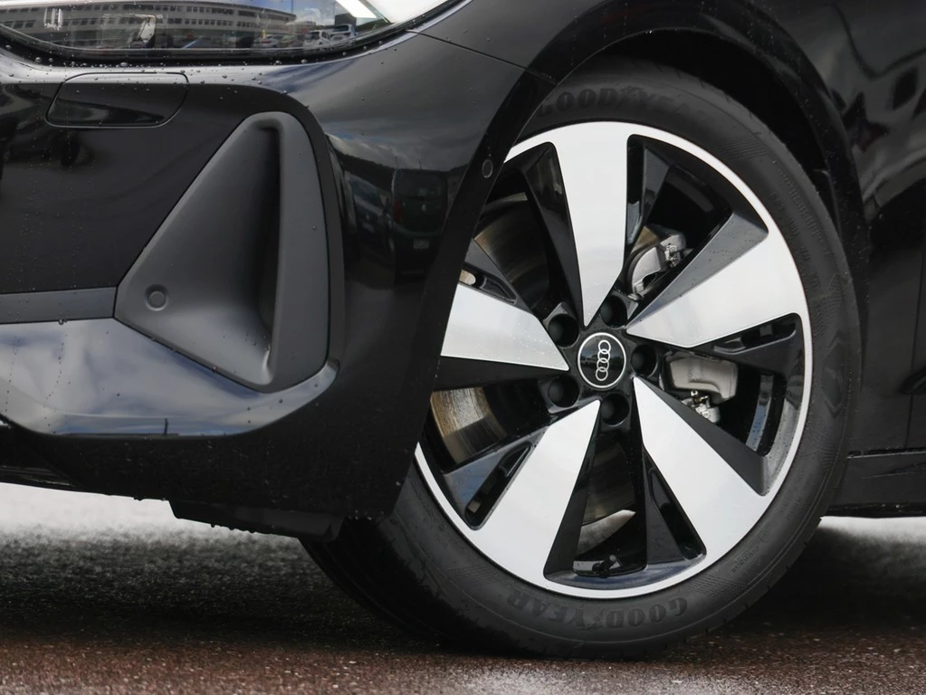 Audi A5 Avant e-hybrid quattro 220 kW S tronic