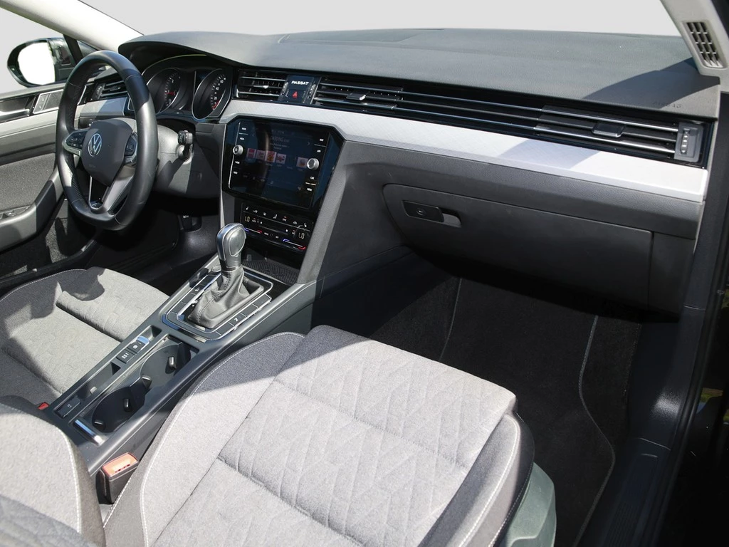 Volkswagen Passat Variant 2,0 TDI DSG Business,LED,Kamera,ACC ALU 17",Sitzheizung,App Connect,Park-Pilot