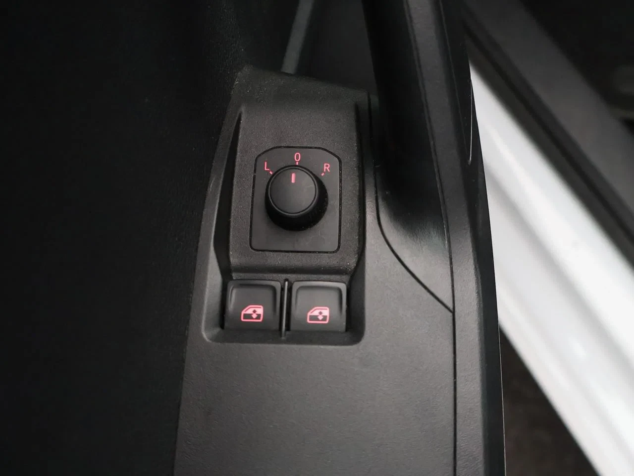 SEAT-Ibiza-image-23