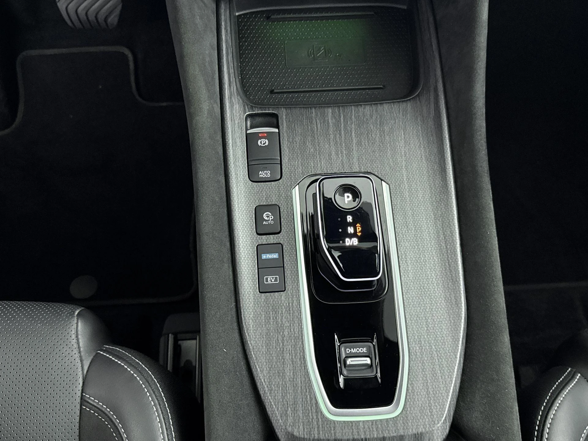 Nissan-QASHQAI-image-12