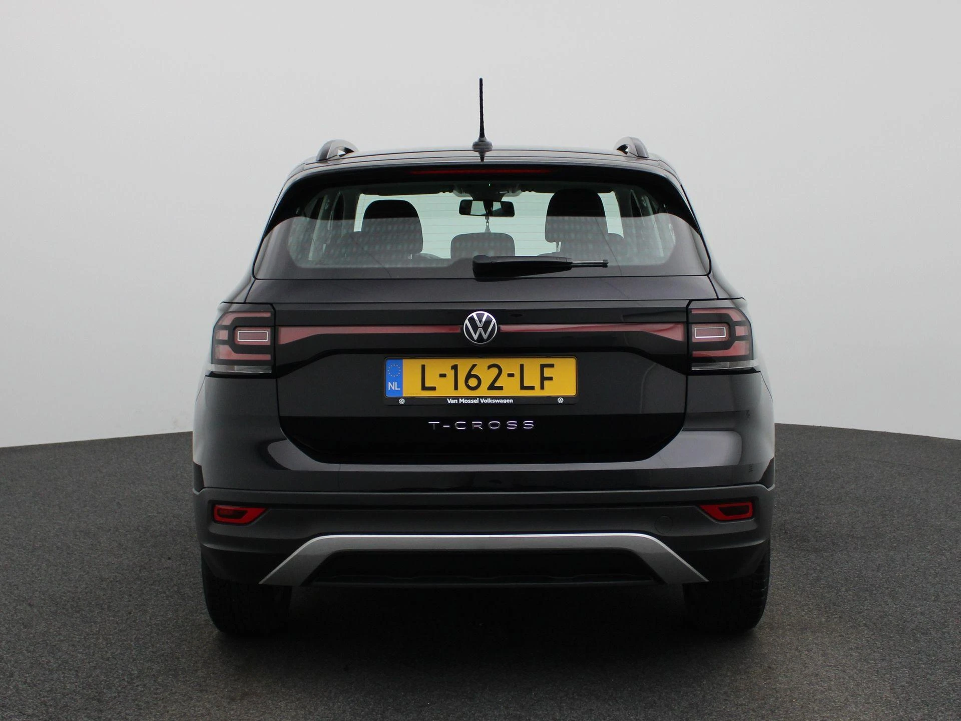 Volkswagen-T-Cross-image-4