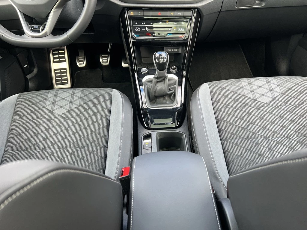Volkswagen T-Roc 1.5 TSI R-Line *Pano*