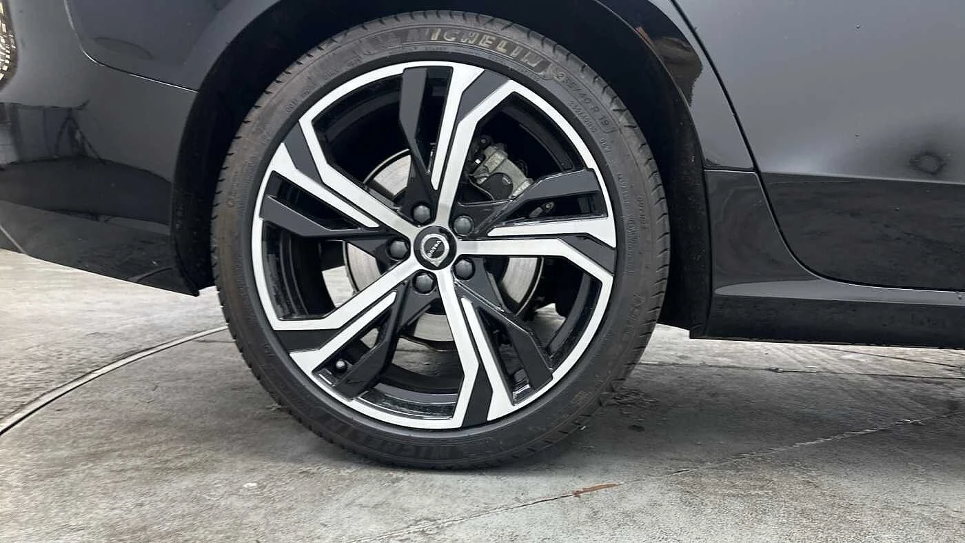 Volvo-V60-image-11
