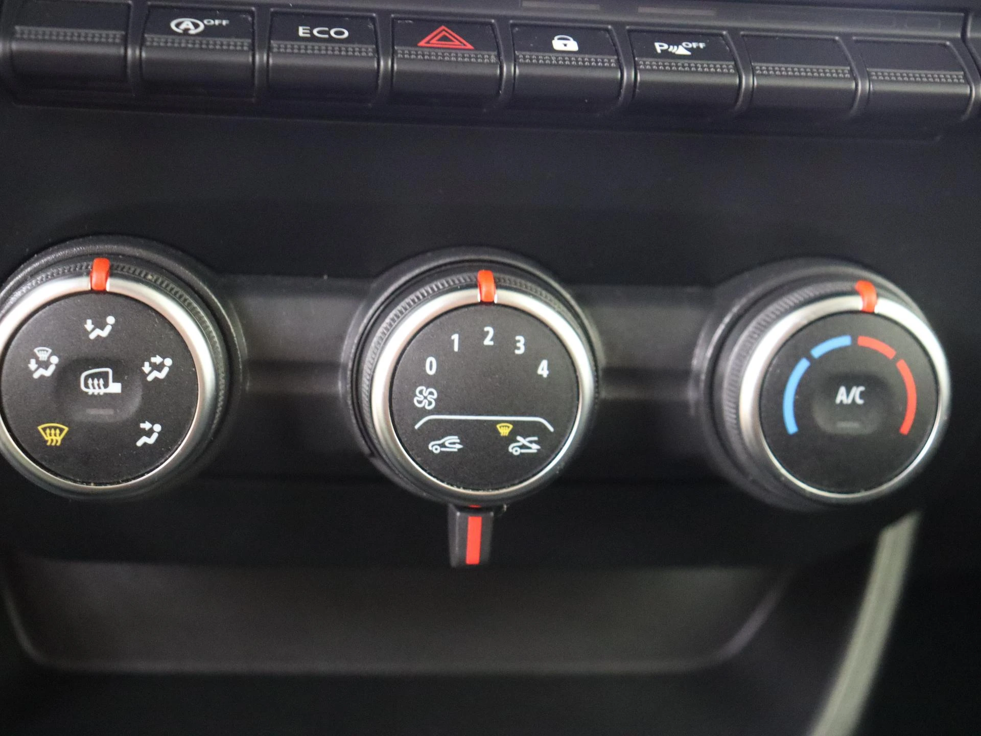 Renault-Express-image-18