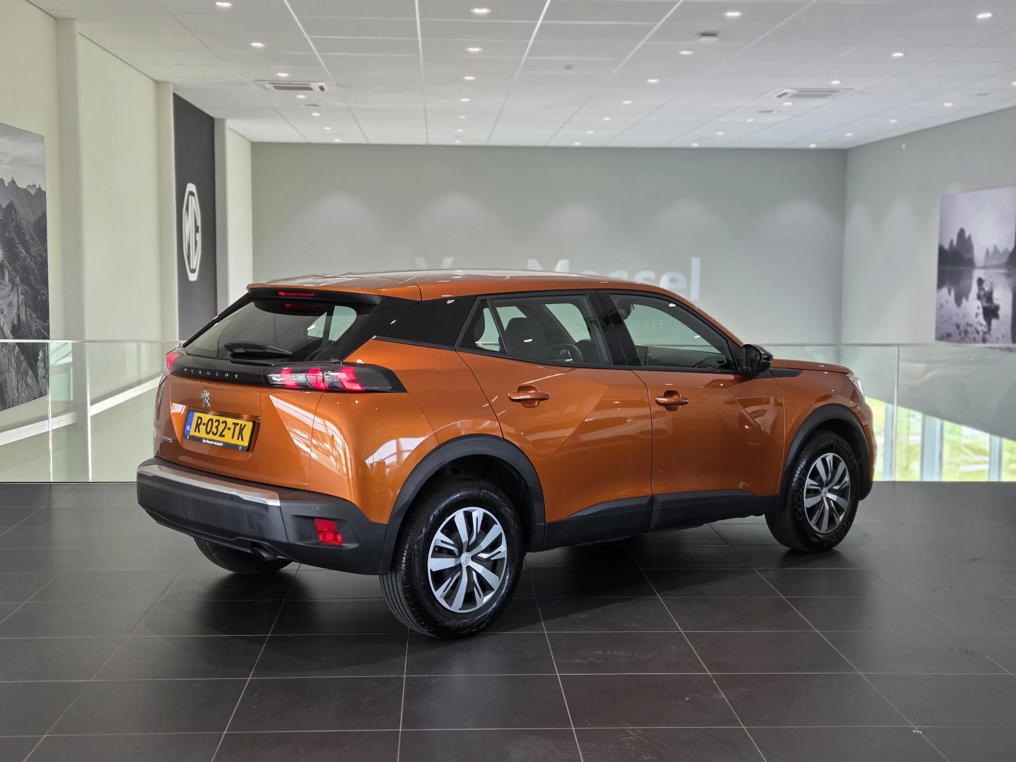 Peugeot 2008 1.2 Active