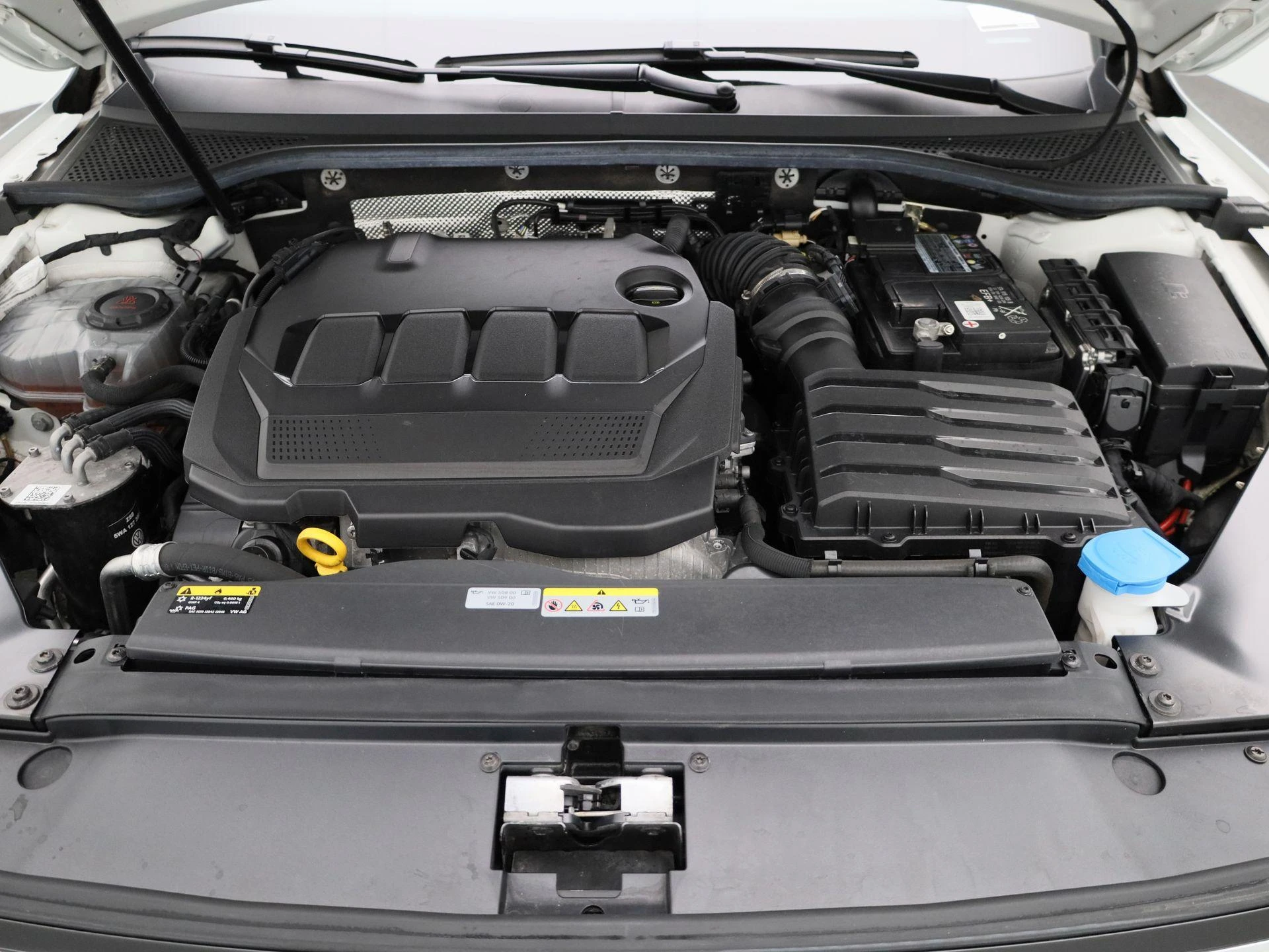 Volkswagen-Passat-image-37