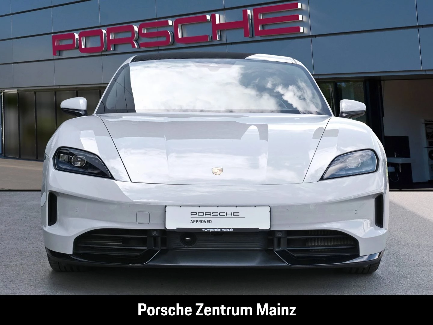 Porsche-Taycan-image-7