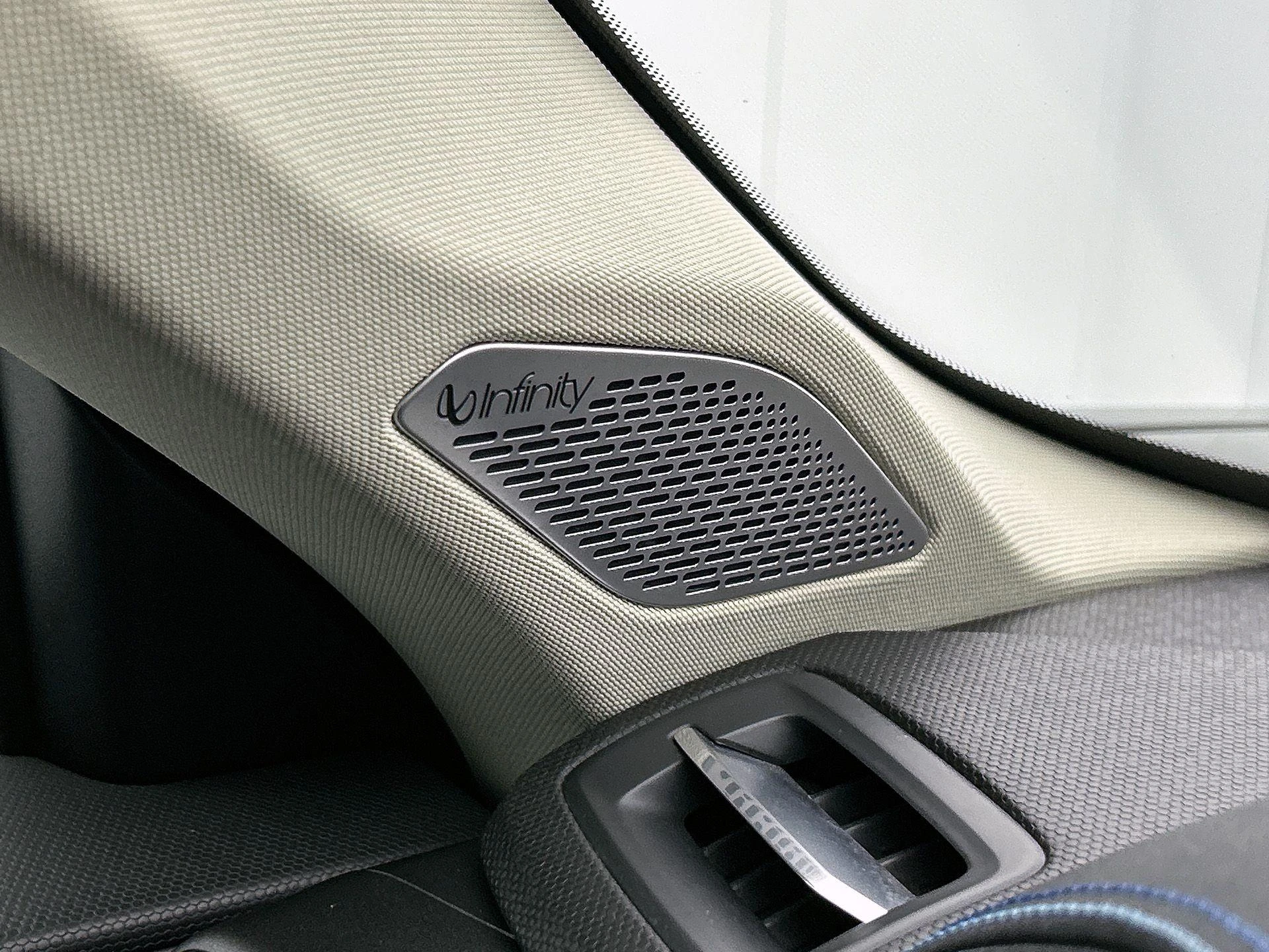 Lynk & Co 01 1.5