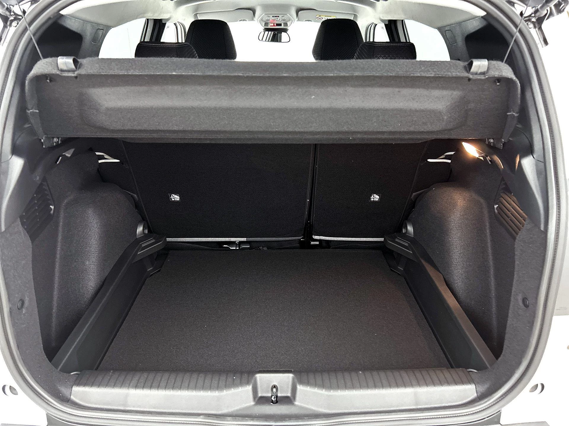 Opel-Frontera-image-27