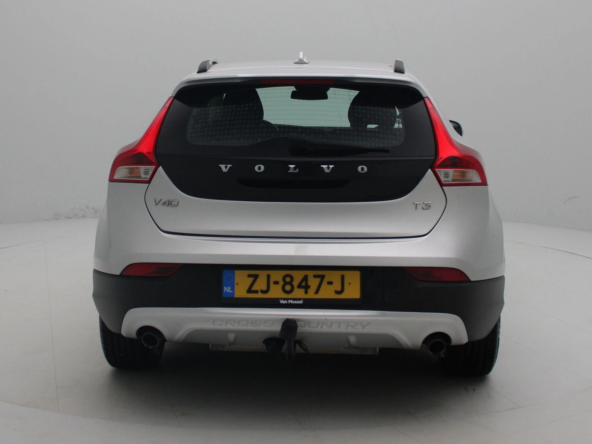 Volvo-V40-image-4