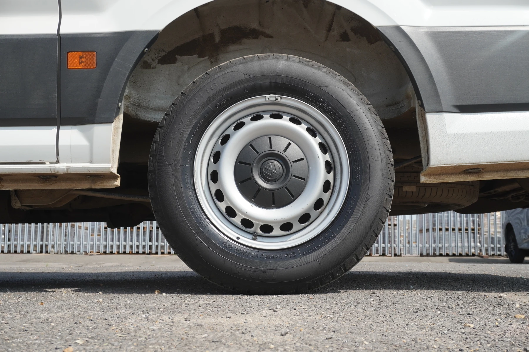 Volkswagen-Crafter-image-30