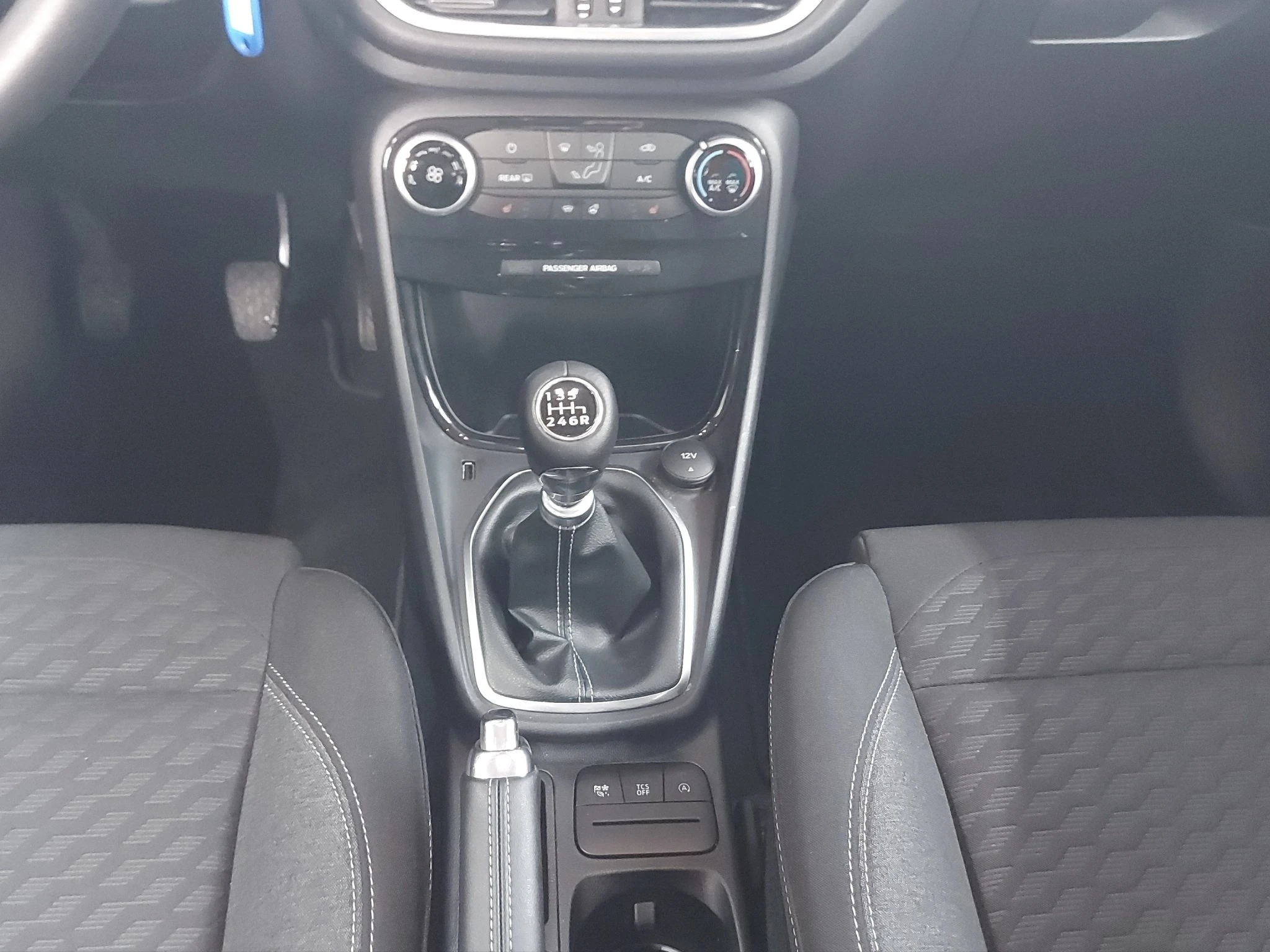 Ford-Puma-image-13