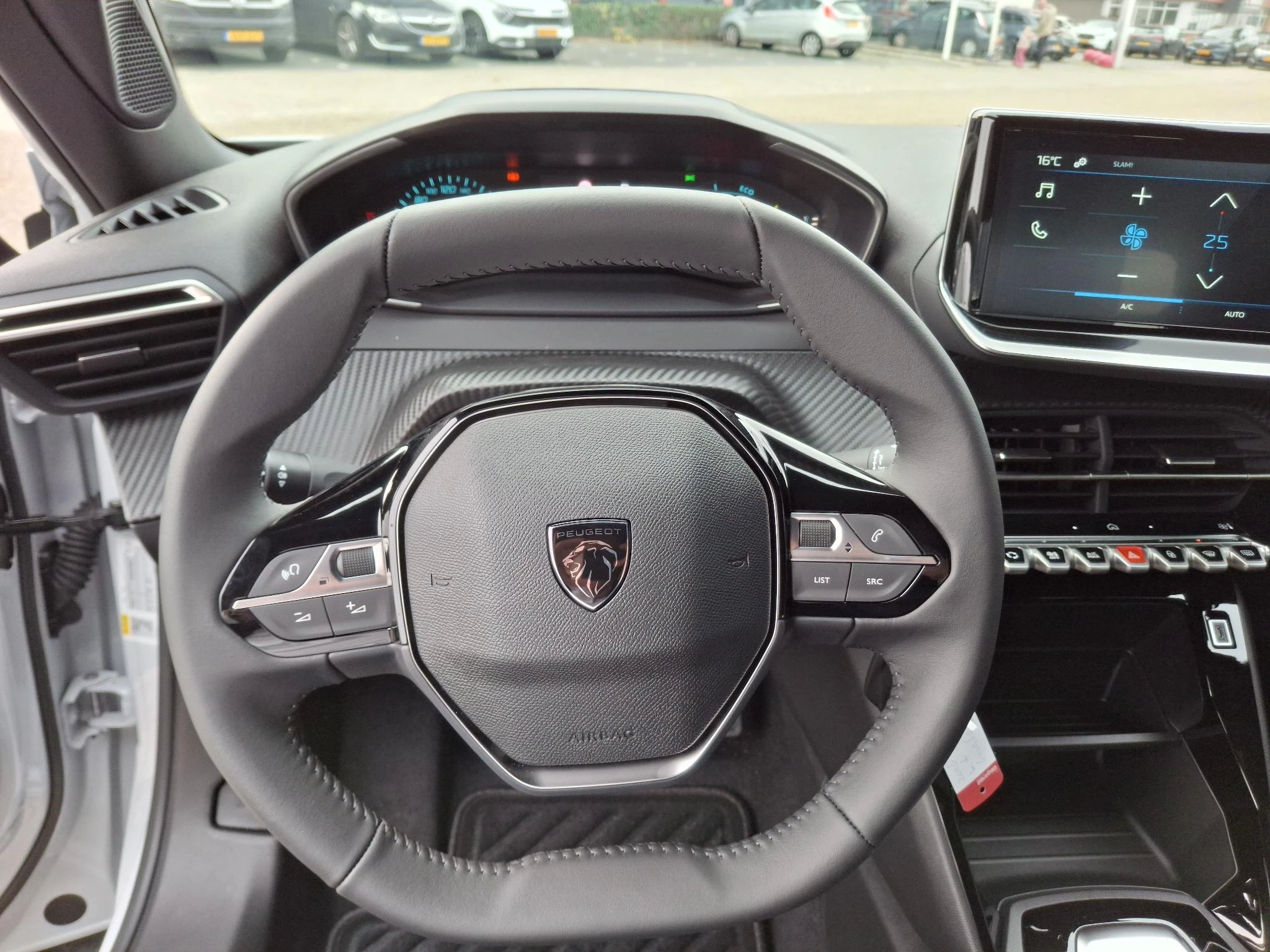 Peugeot-2008-image-20