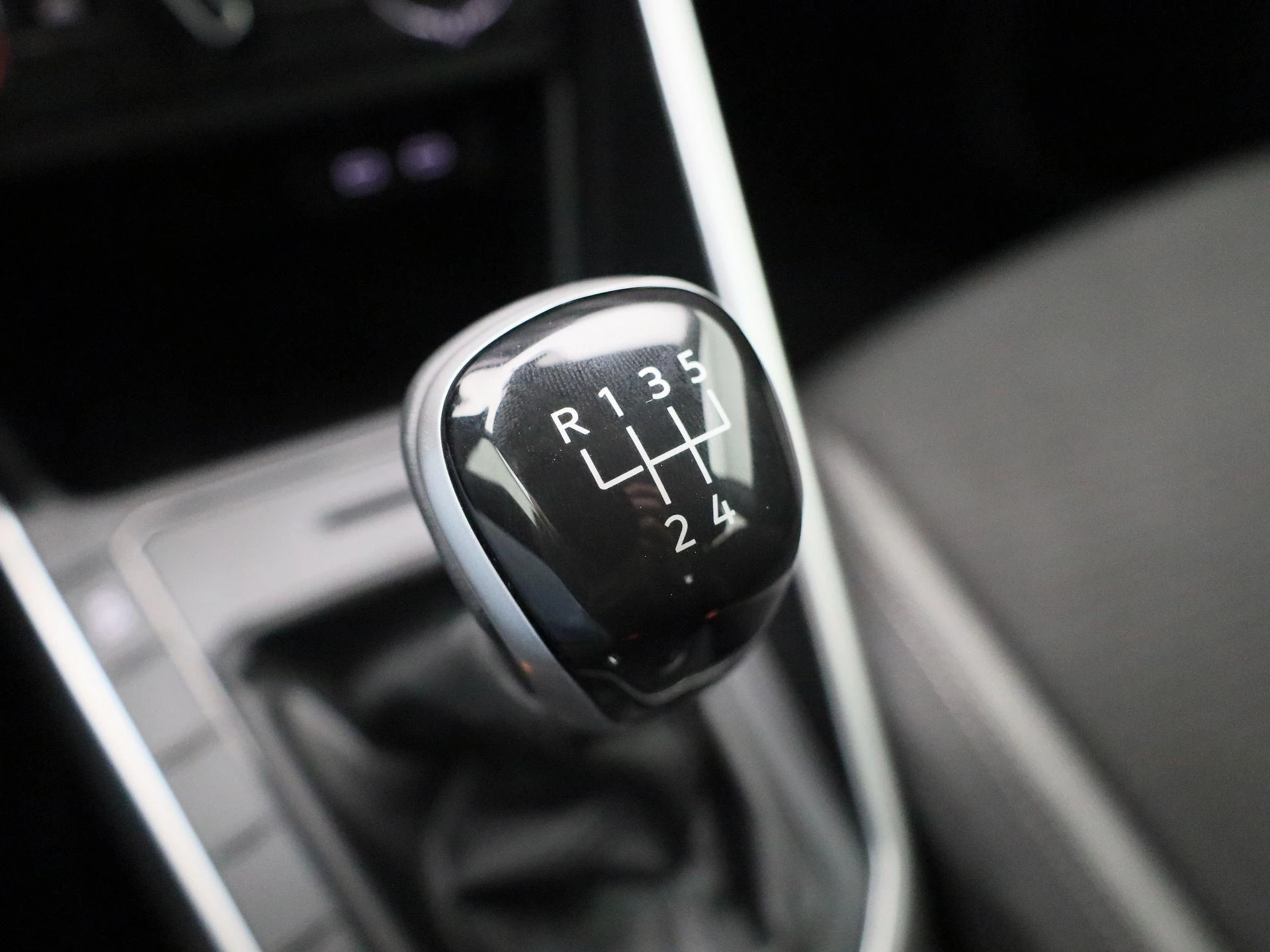 Volkswagen-Taigo-image-23