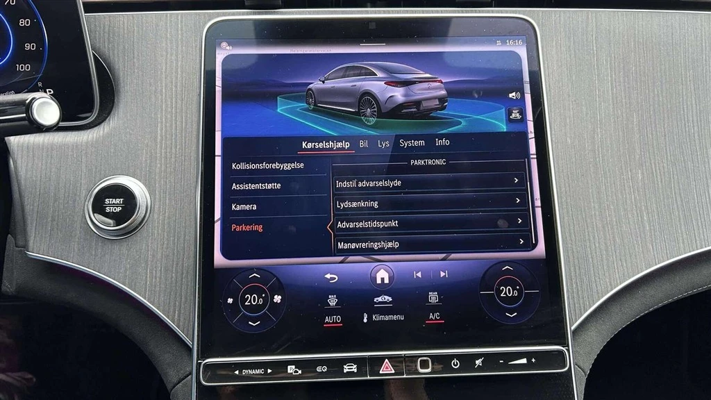 Mercedes-Benz-EQE-image-21