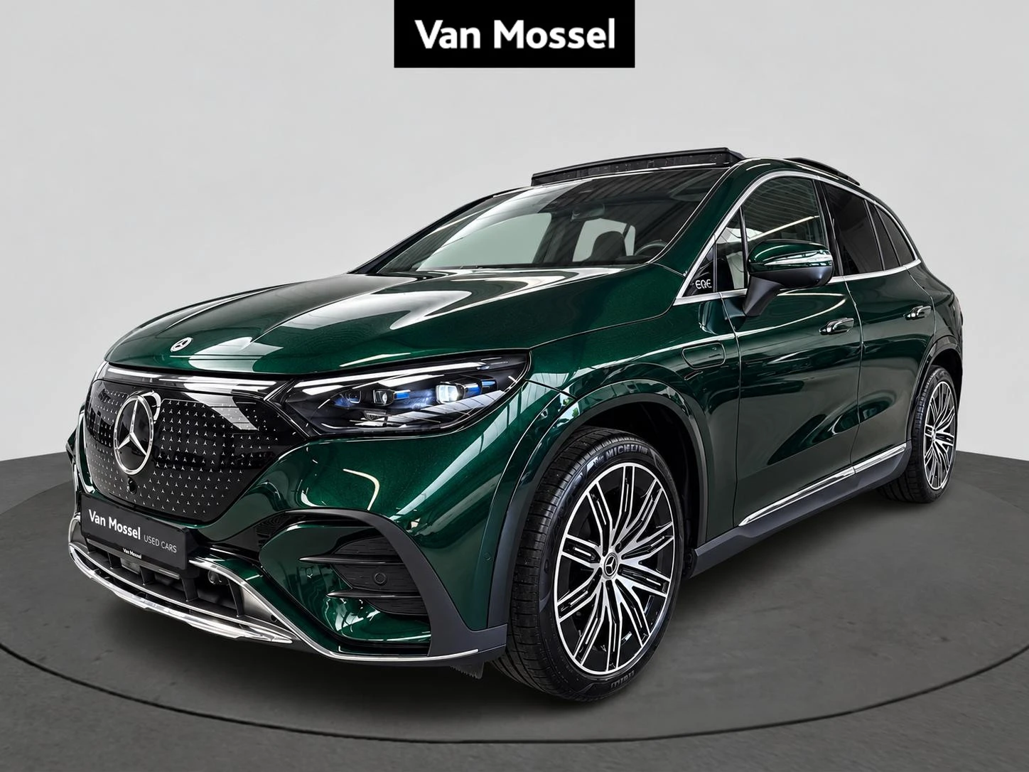 Mercedes-Benz-EQE-image-0