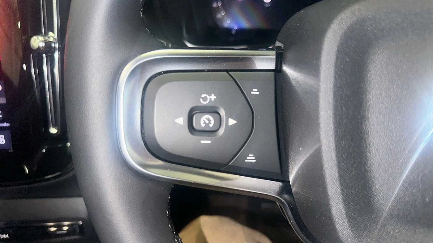 Volvo-XC40-image-19