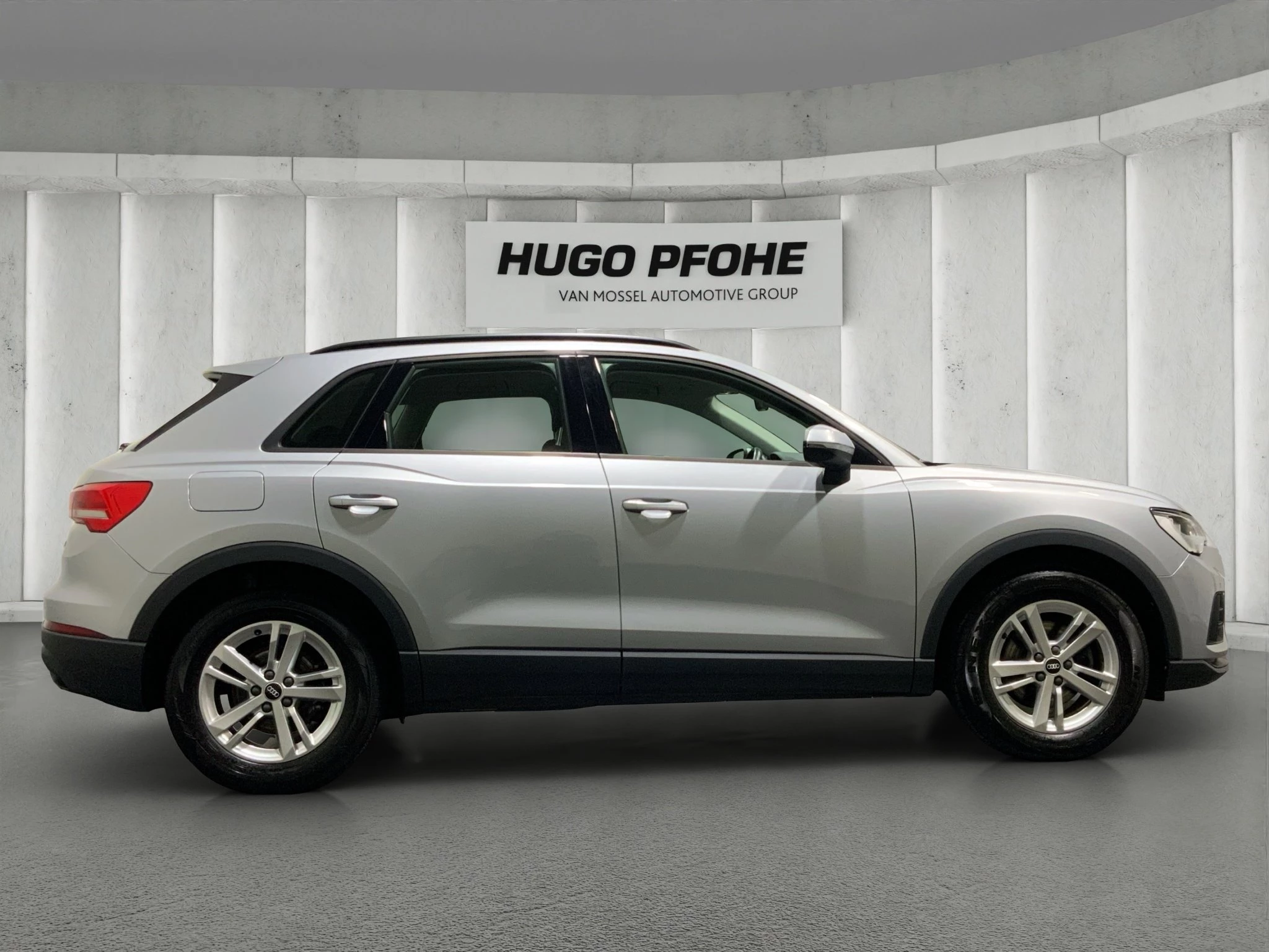 Audi Q3 Aut*NAVI*GRA*LM*PDC