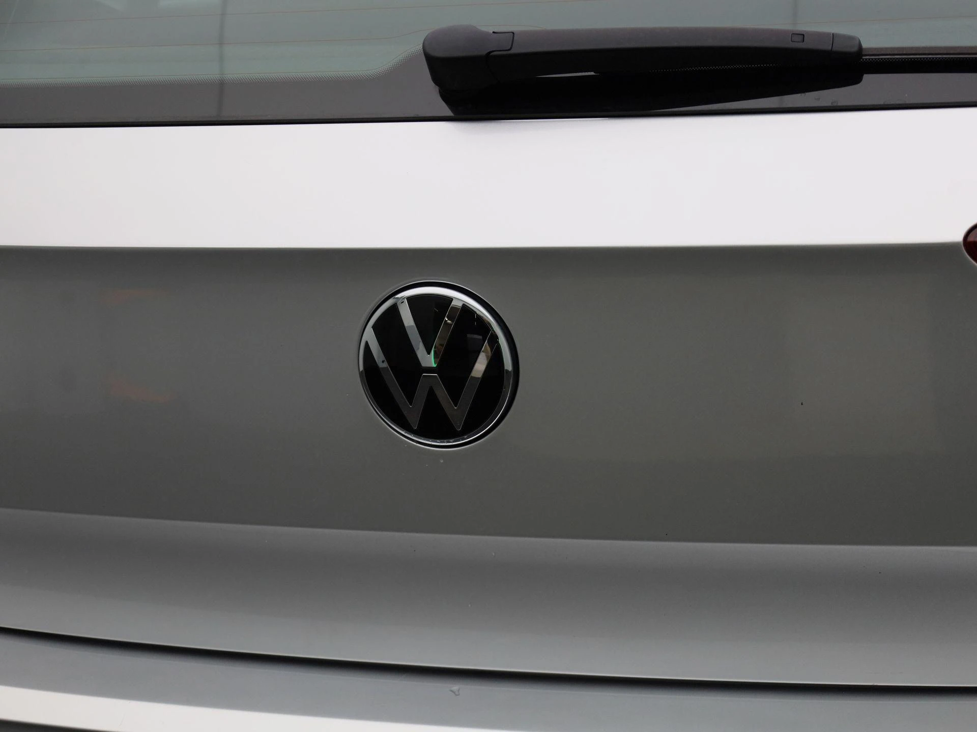 Volkswagen-Polo-image-32