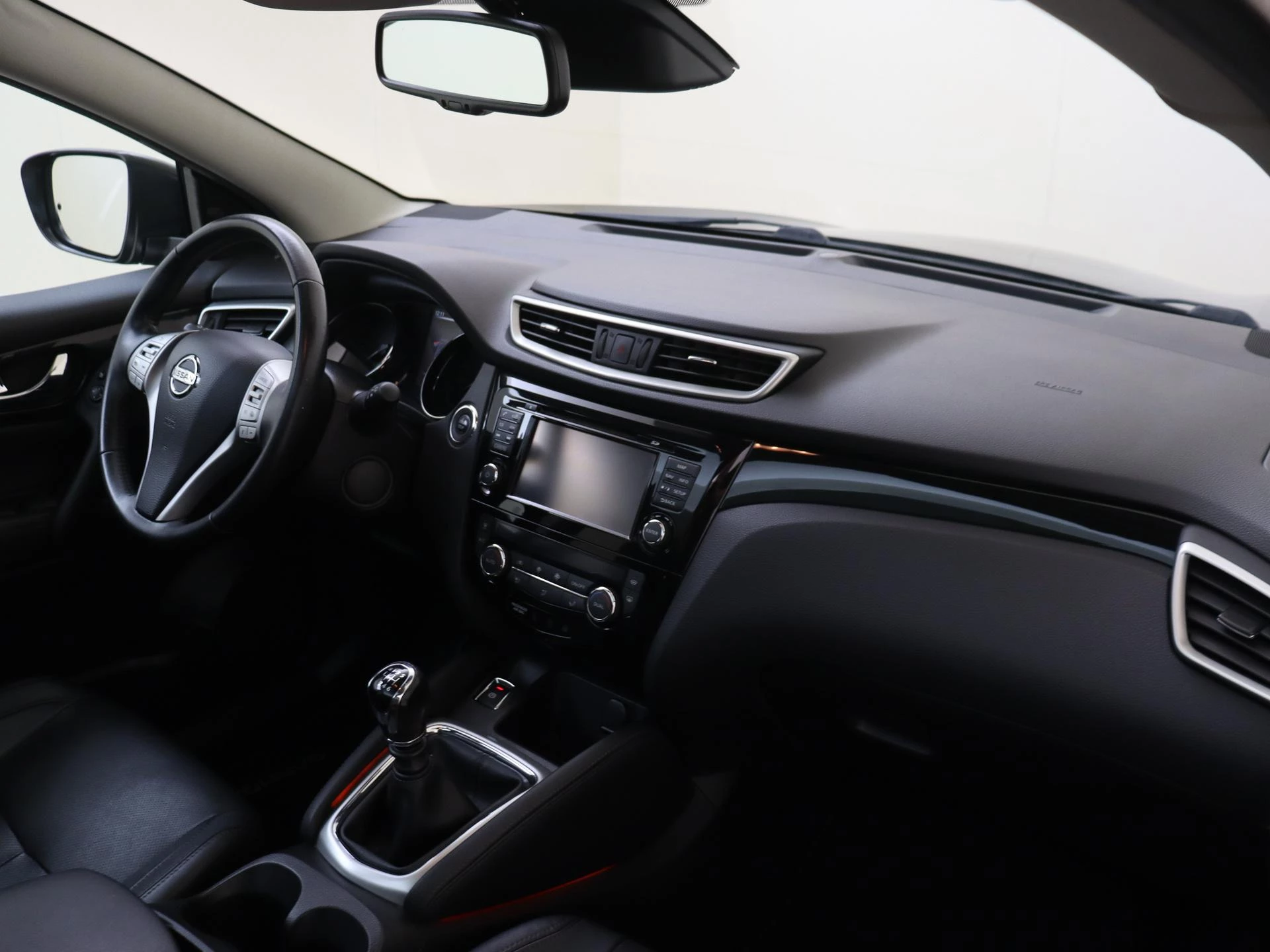 Nissan-QASHQAI-image-4