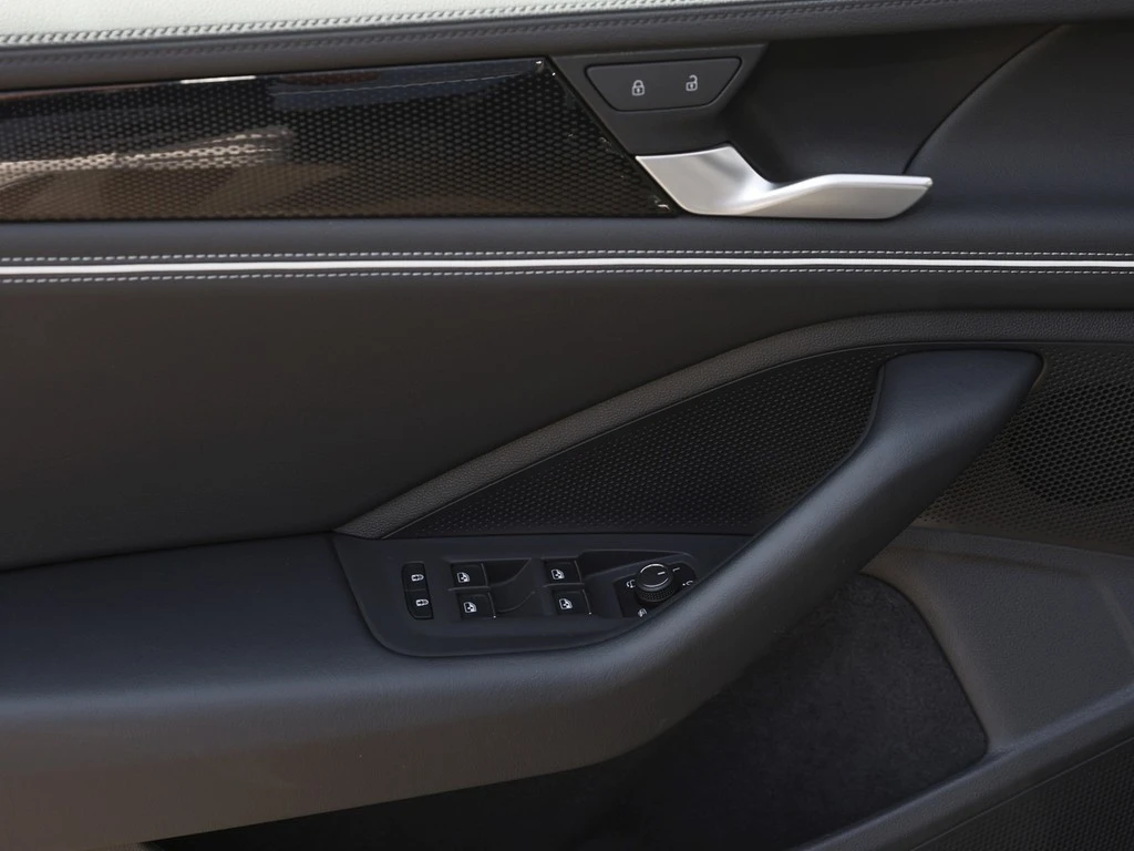 Volkswagen-Passat-image-16