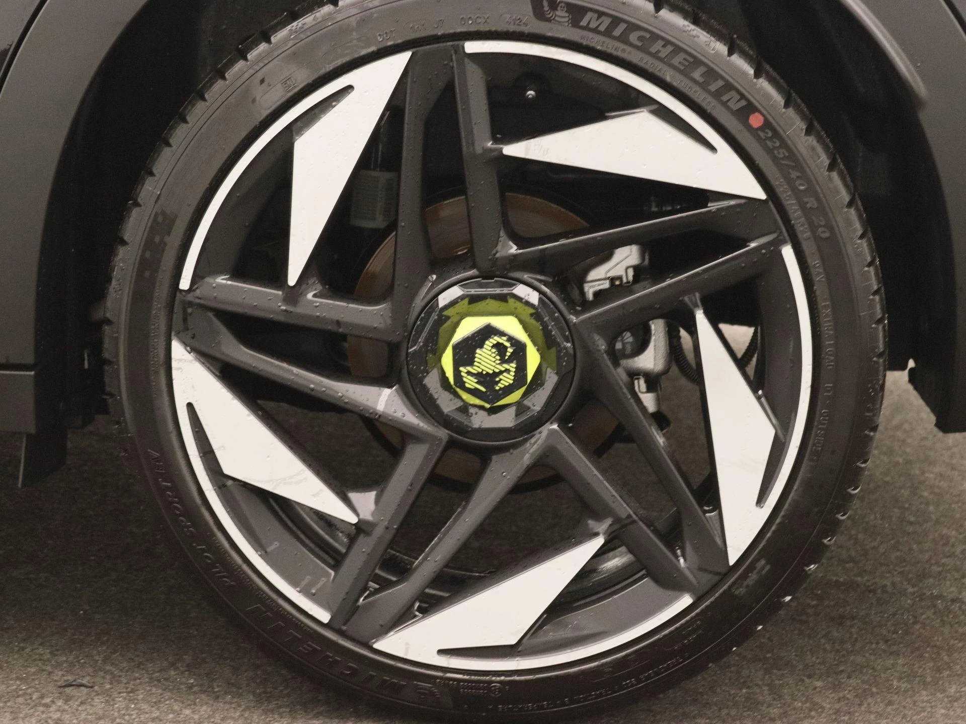 Fiat 600e Abarth Turismo 54 kWh