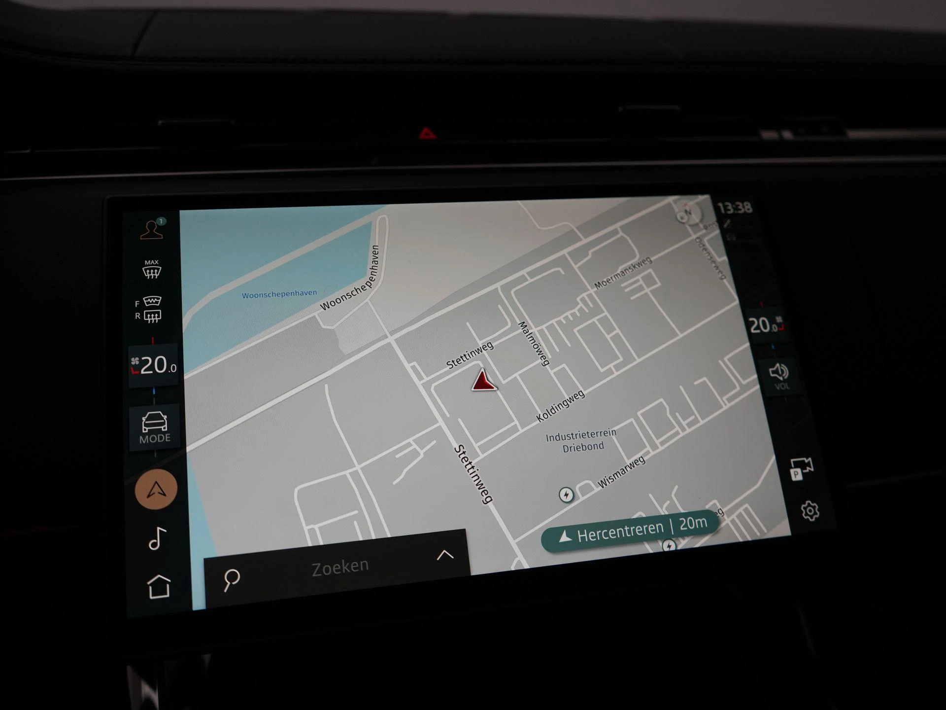 Land Rover-Range Rover Sport-image-27
