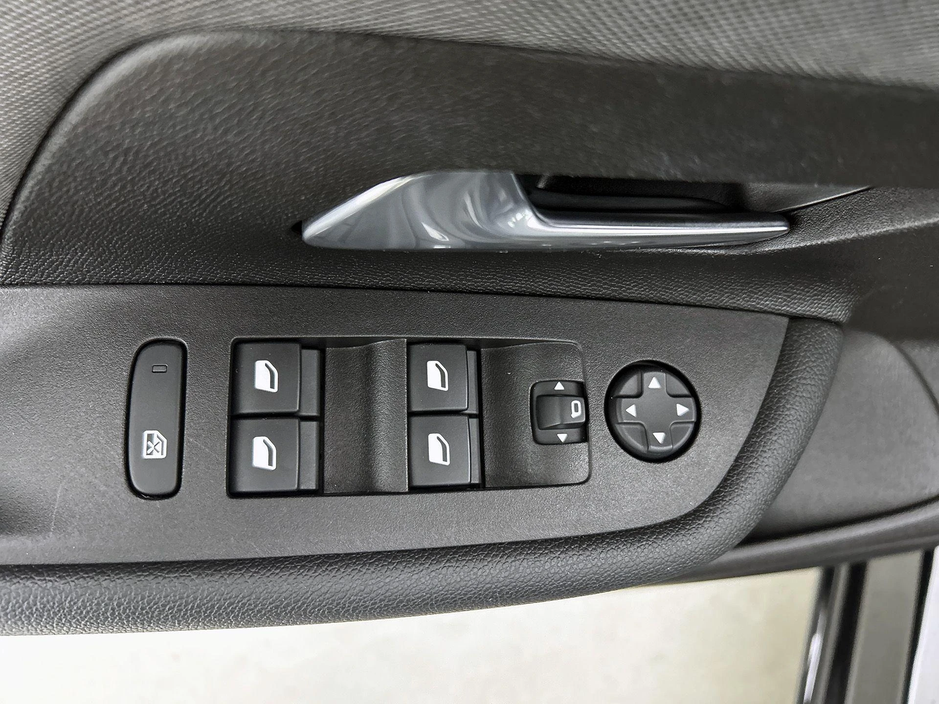 Opel-Mokka-image-28