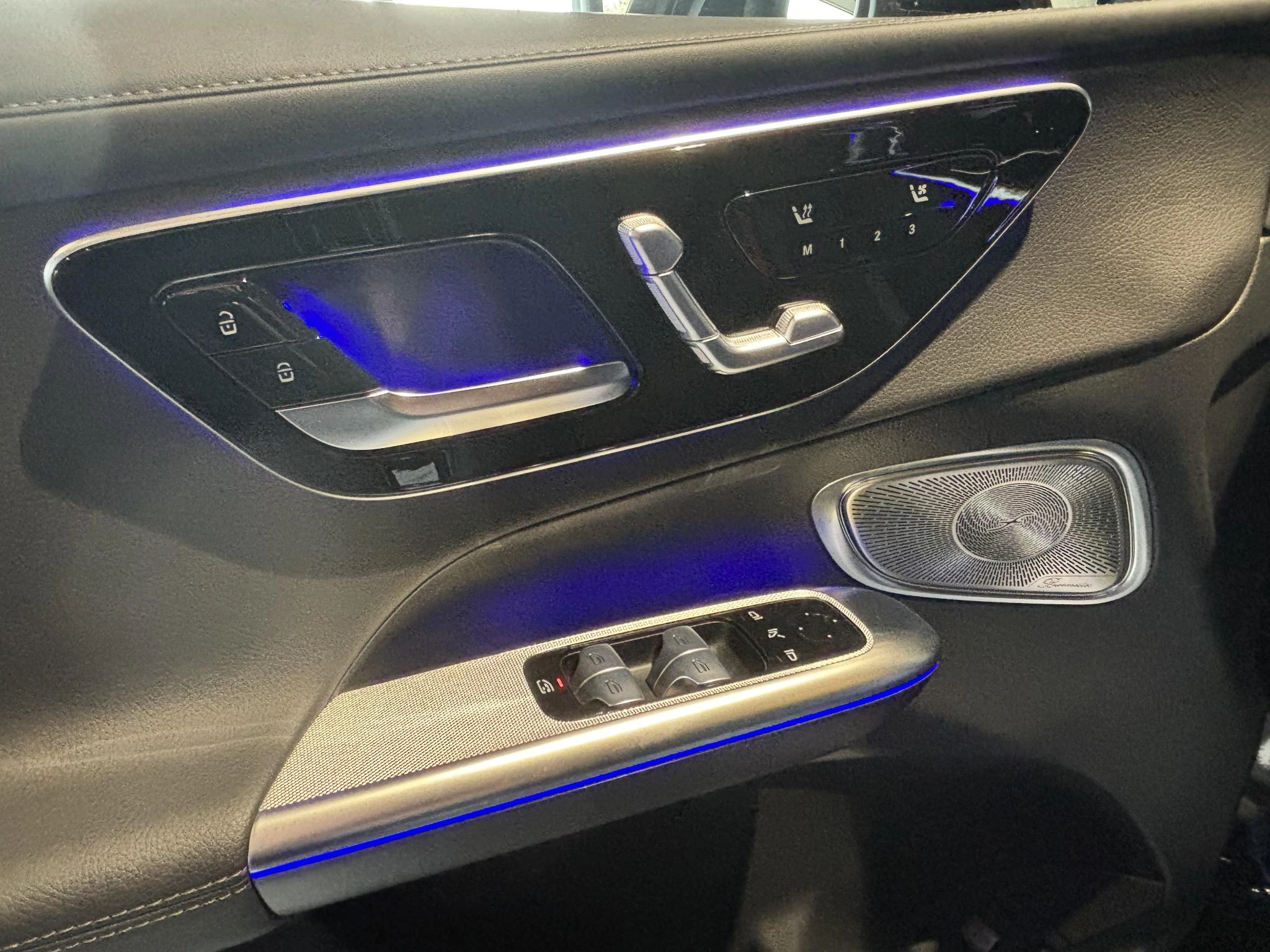 Mercedes-Benz-GLC-image-8