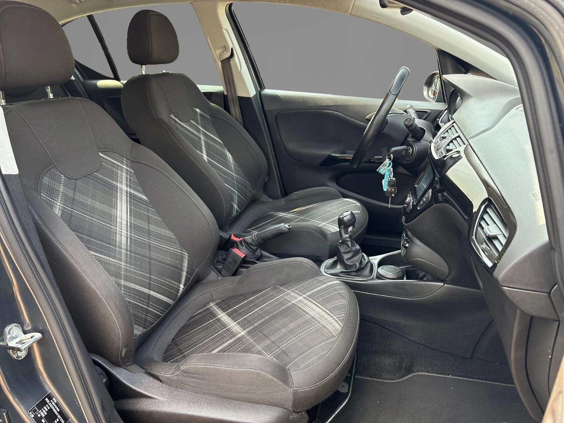 Opel Corsa 1.4 Color Edition