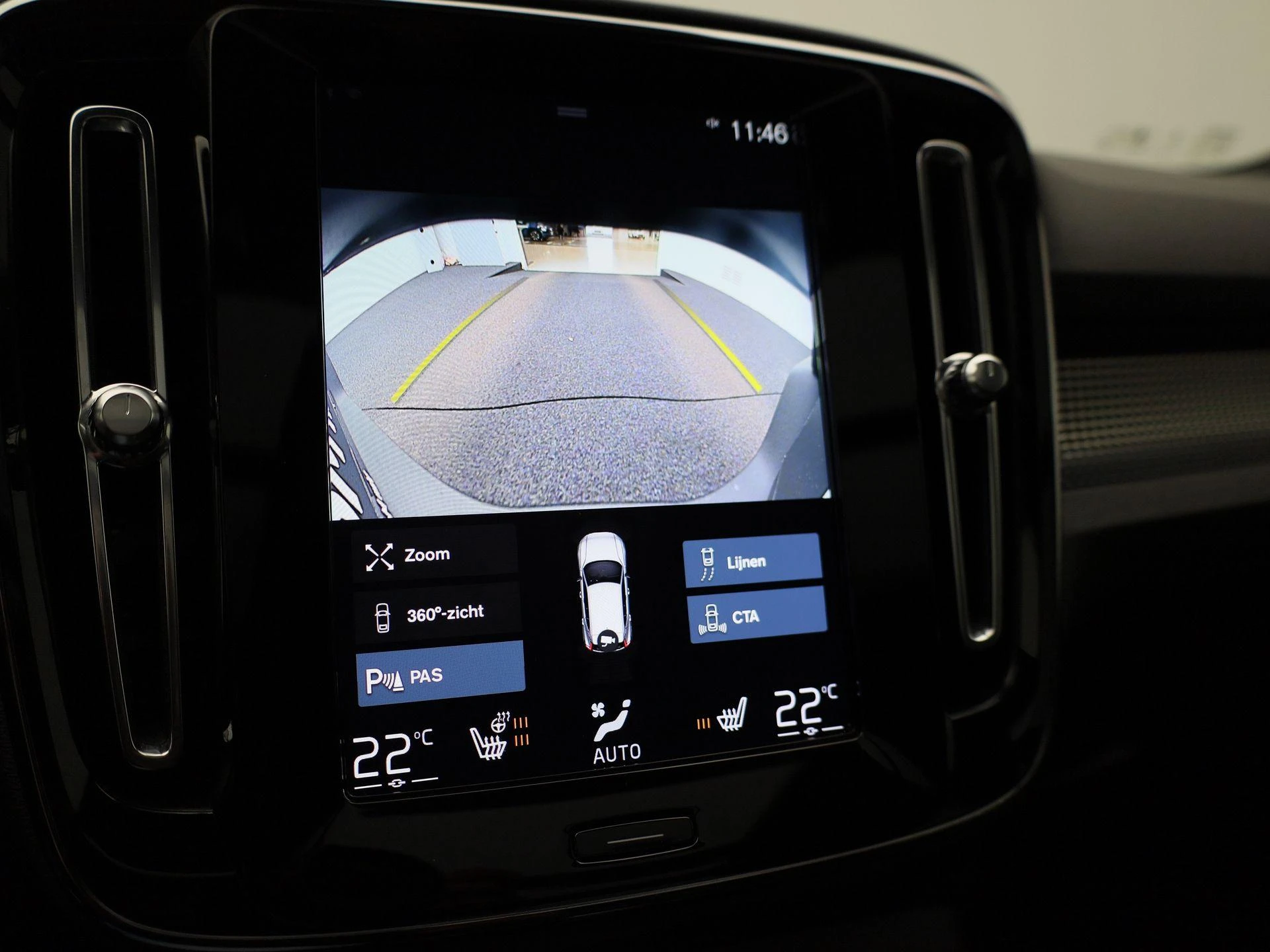 Volvo-XC40-image-28