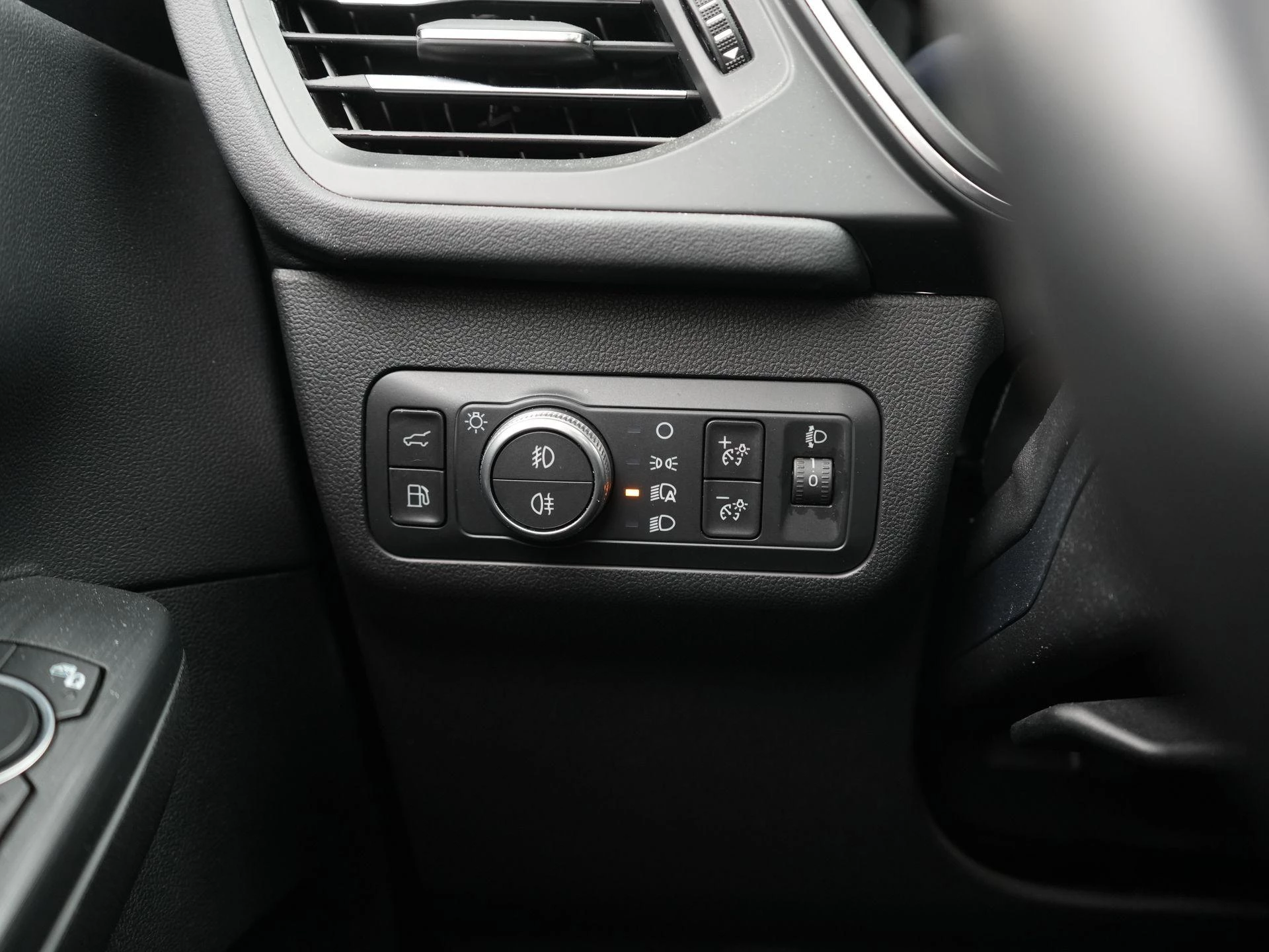 Ford-Kuga-image-30