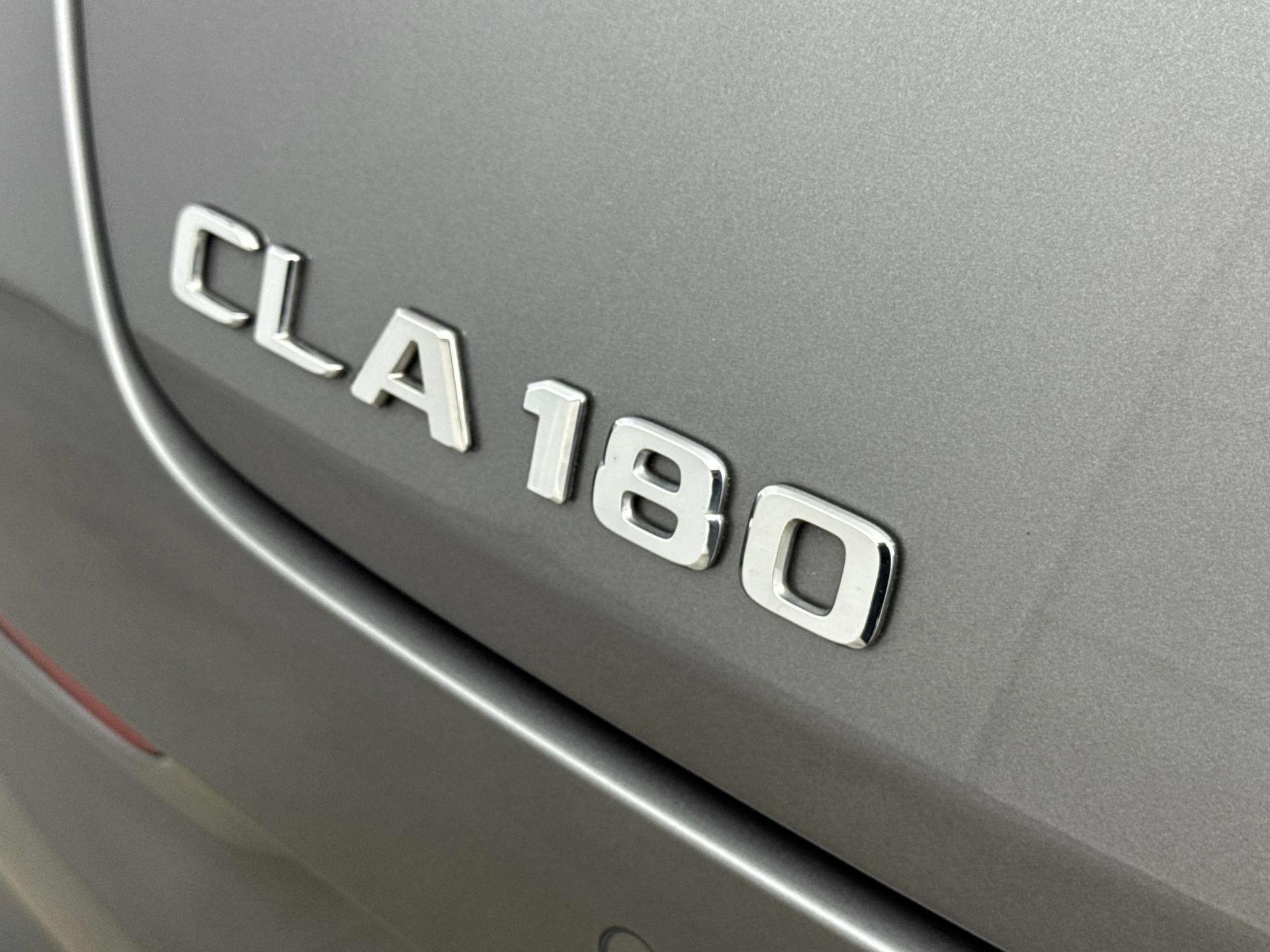 Mercedes-Benz-CLA-image-20