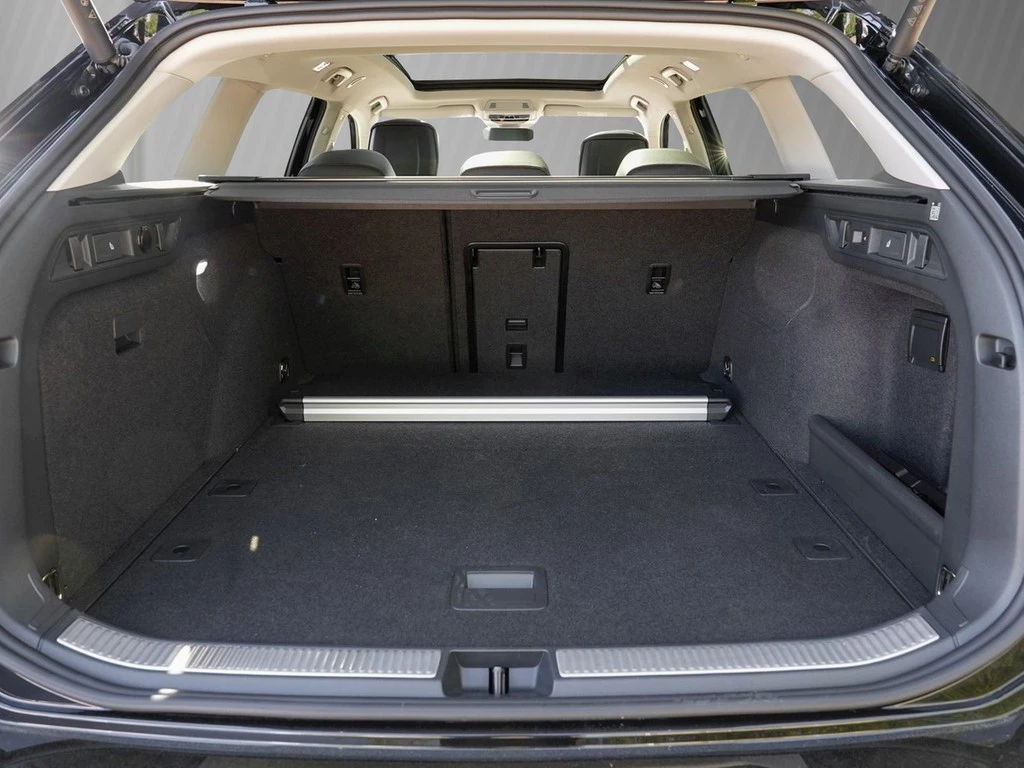 Volkswagen-Passat-image-5